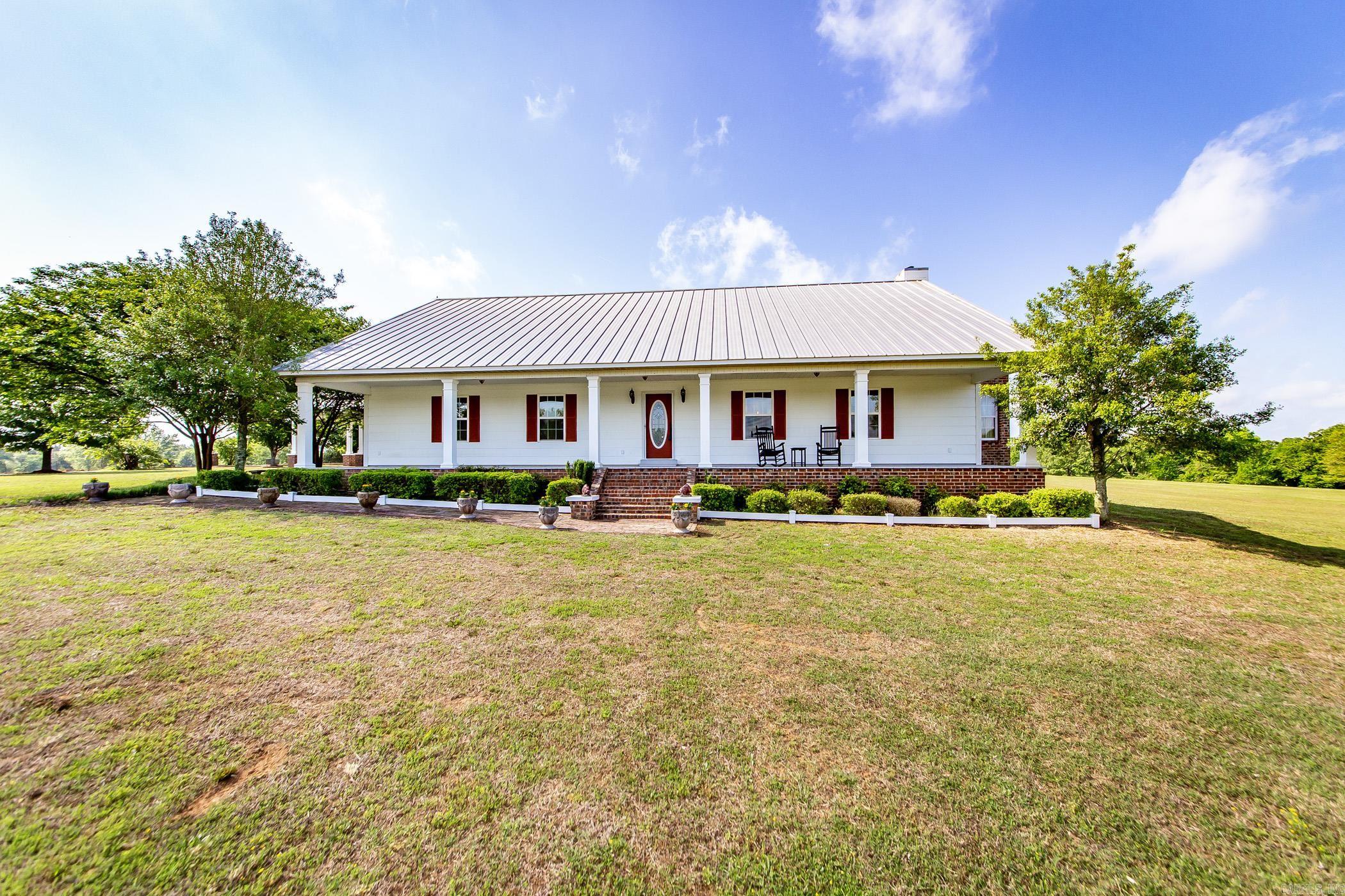102  Mount Moriah  McRae, AR
