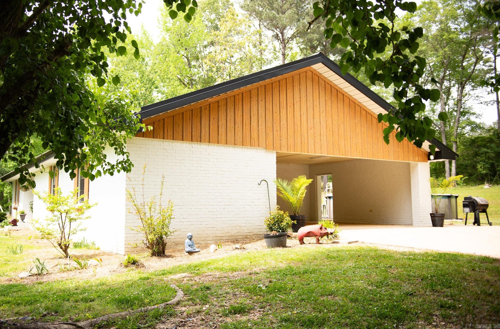 969 Pigeon Hill Rd. Strong, AR 71765