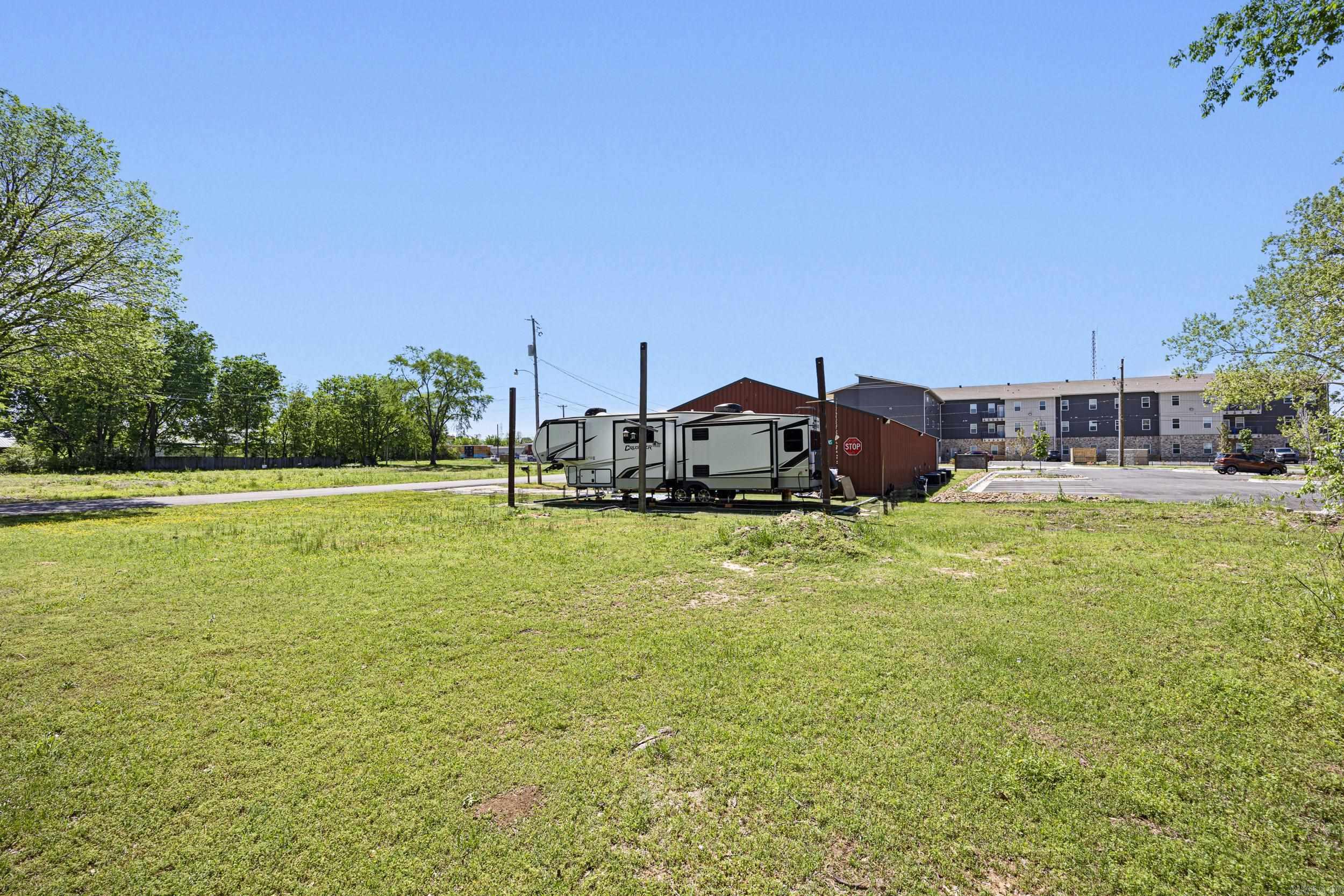 900 W E  Russellville, AR