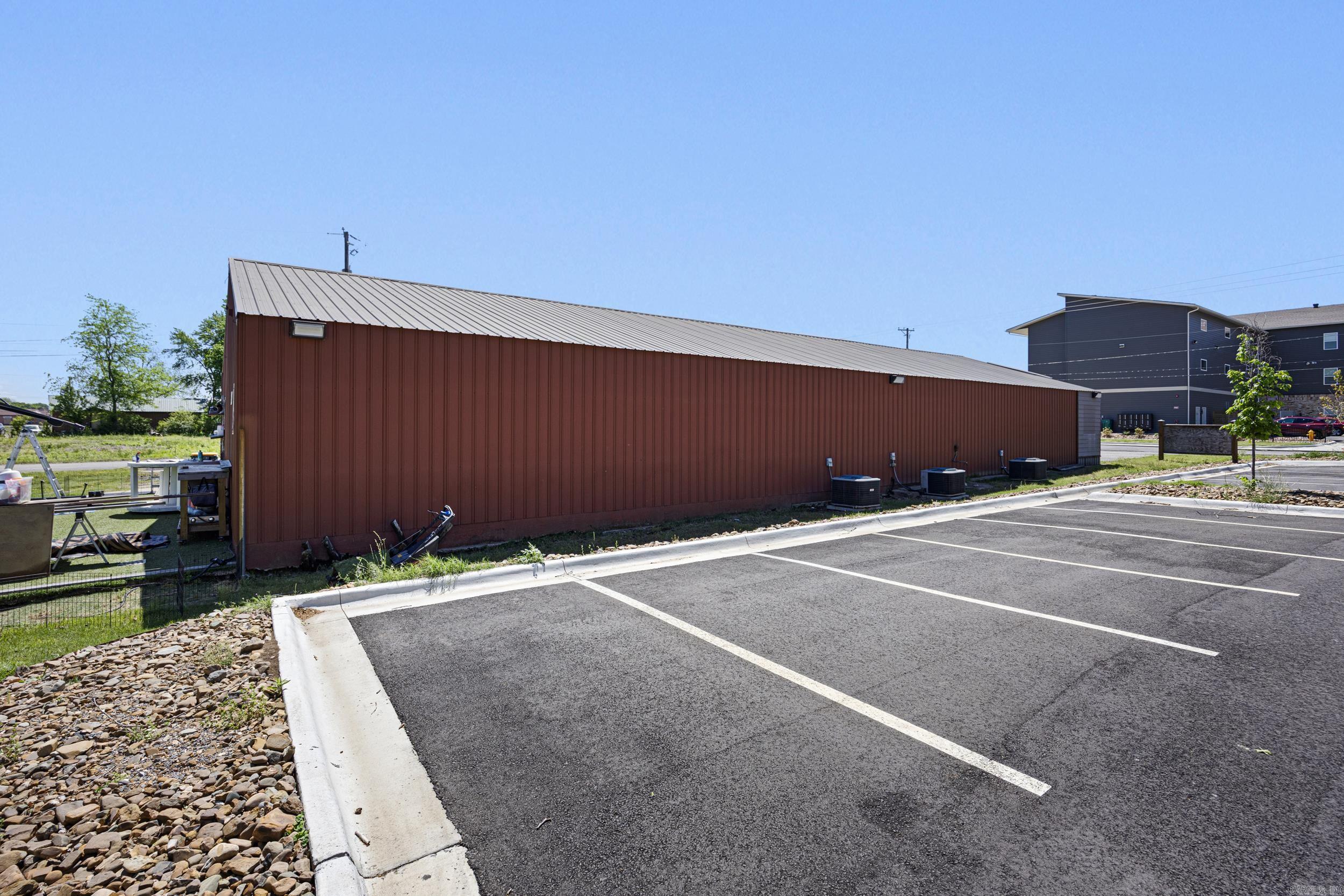 900 W E  Russellville, AR