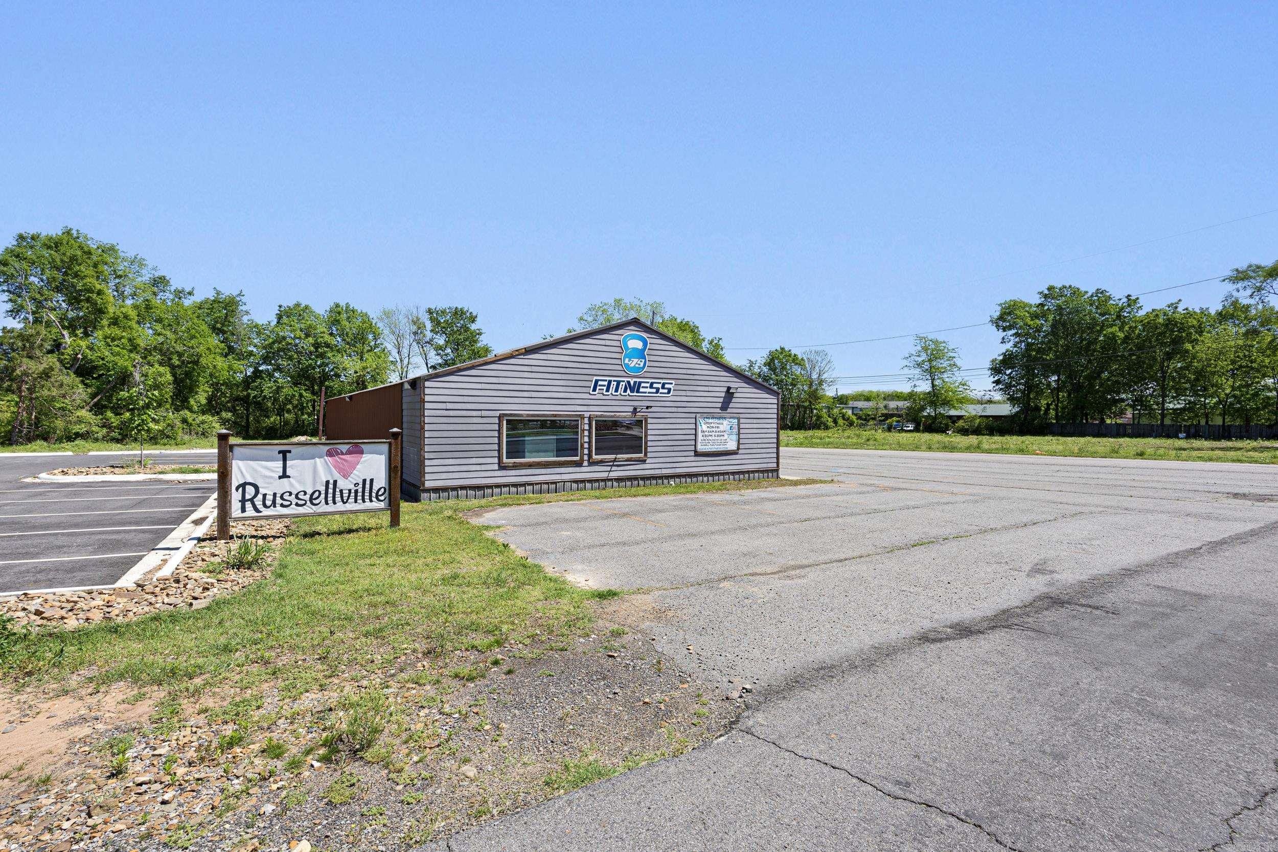 900 W E  Russellville, AR