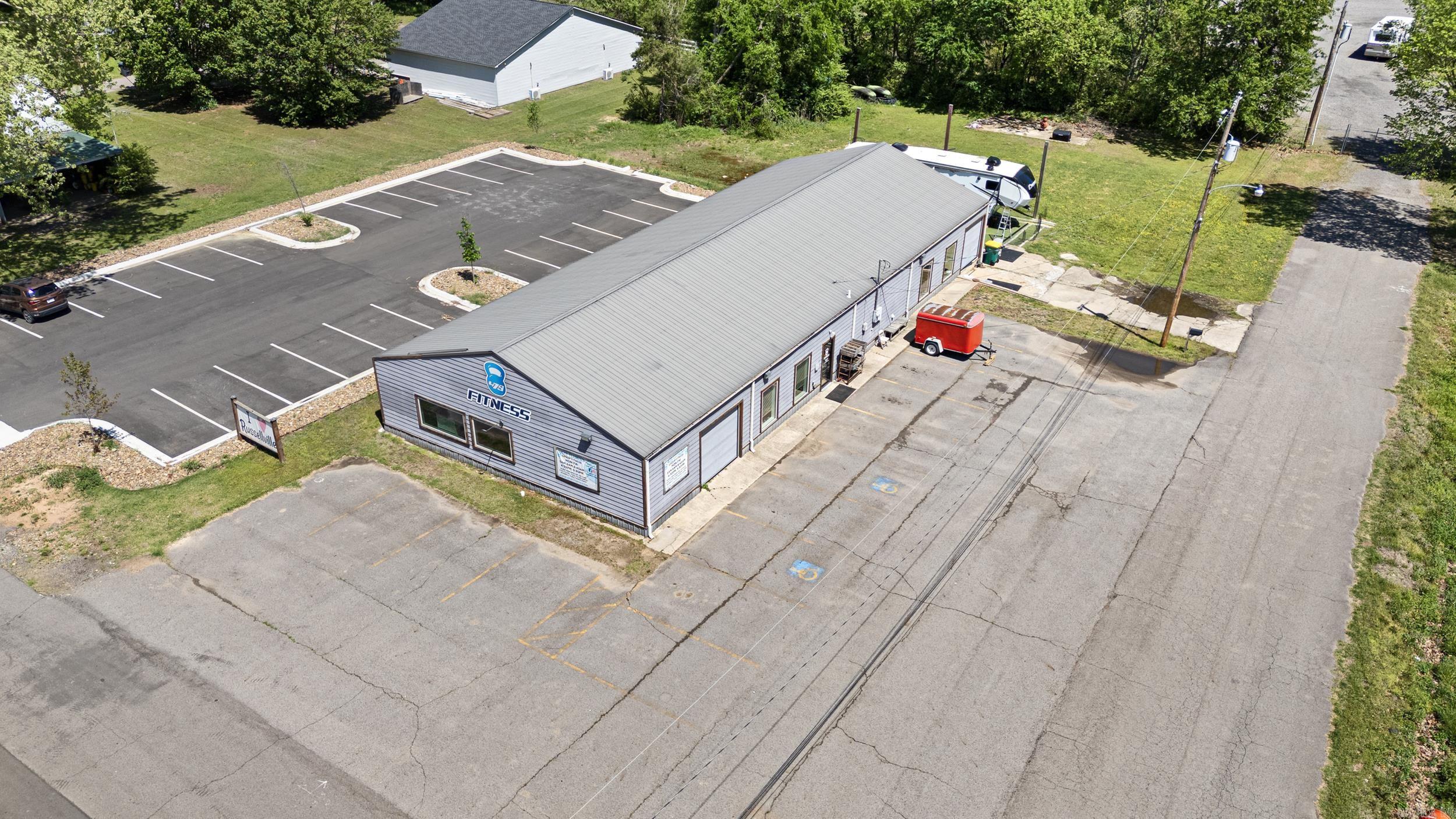 900 W E  Russellville, AR