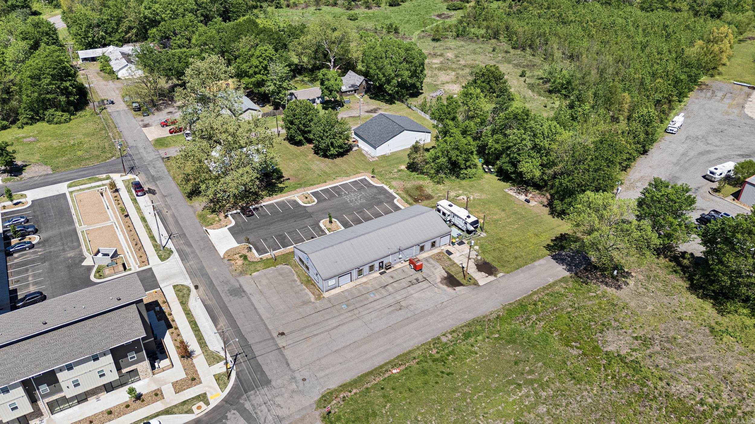 900 W E  Russellville, AR