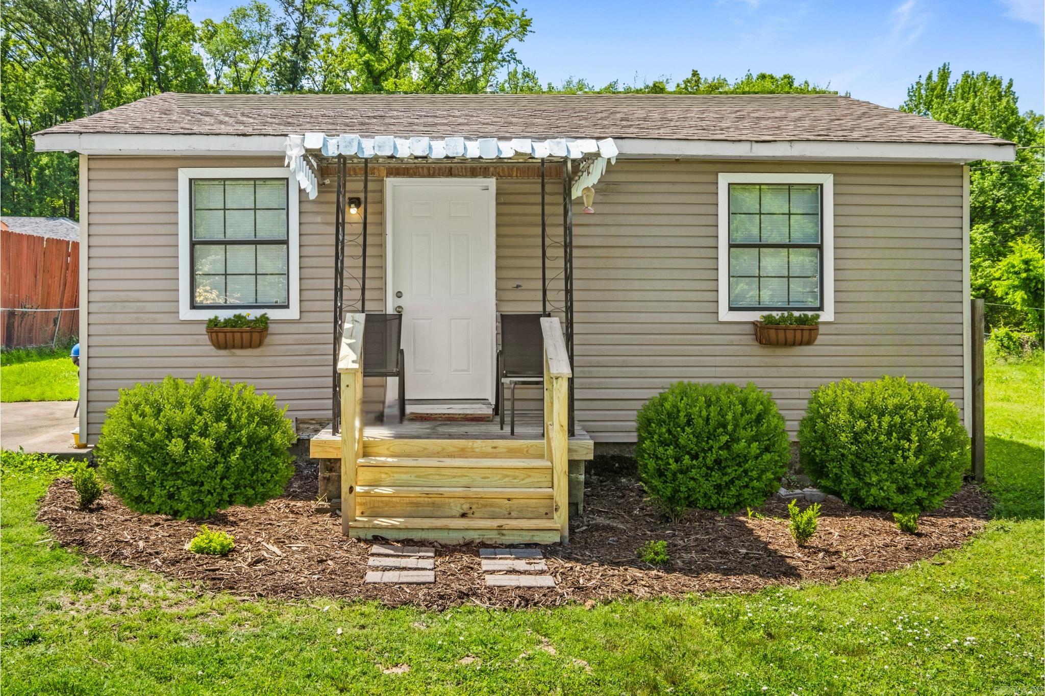2101  Simpson  Little Rock, AR
