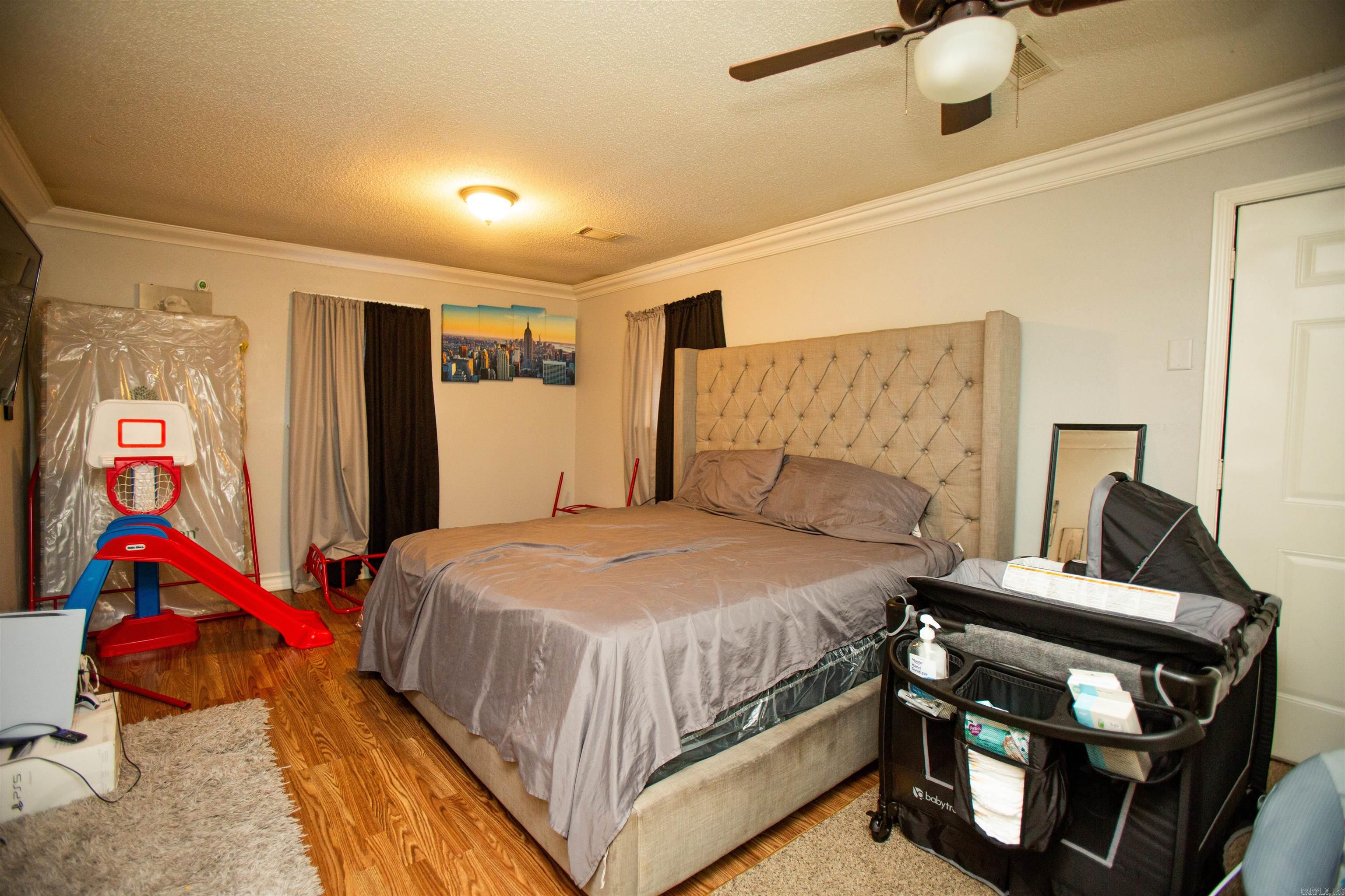 2101  Simpson  Little Rock, AR