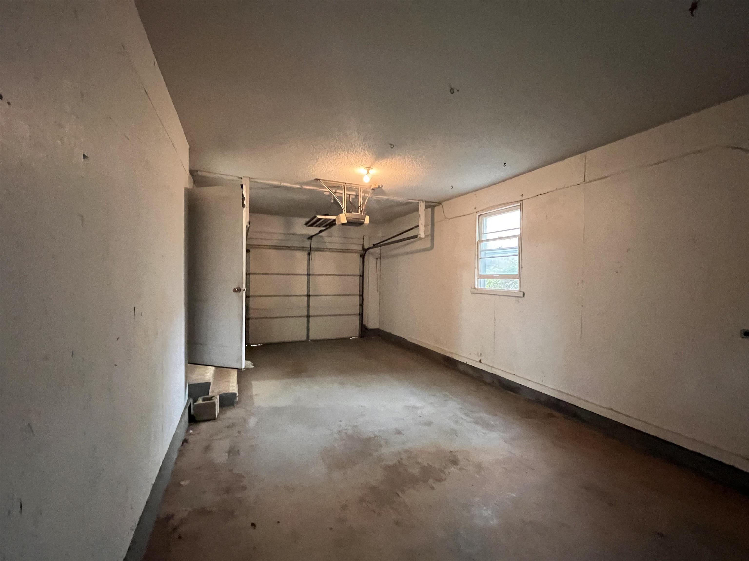 509 S 6th  Thayer, MO