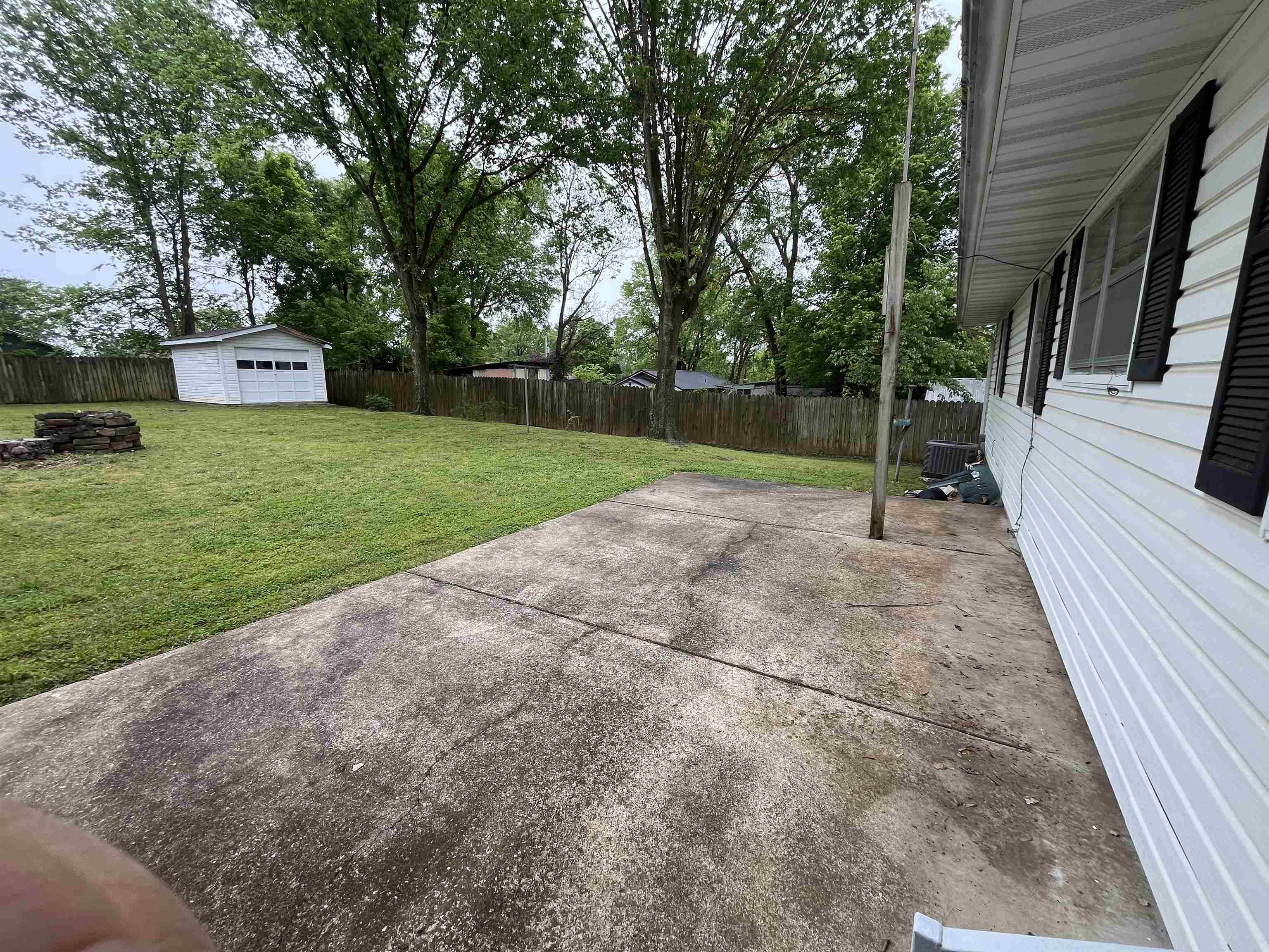 509 S 6th  Thayer, MO