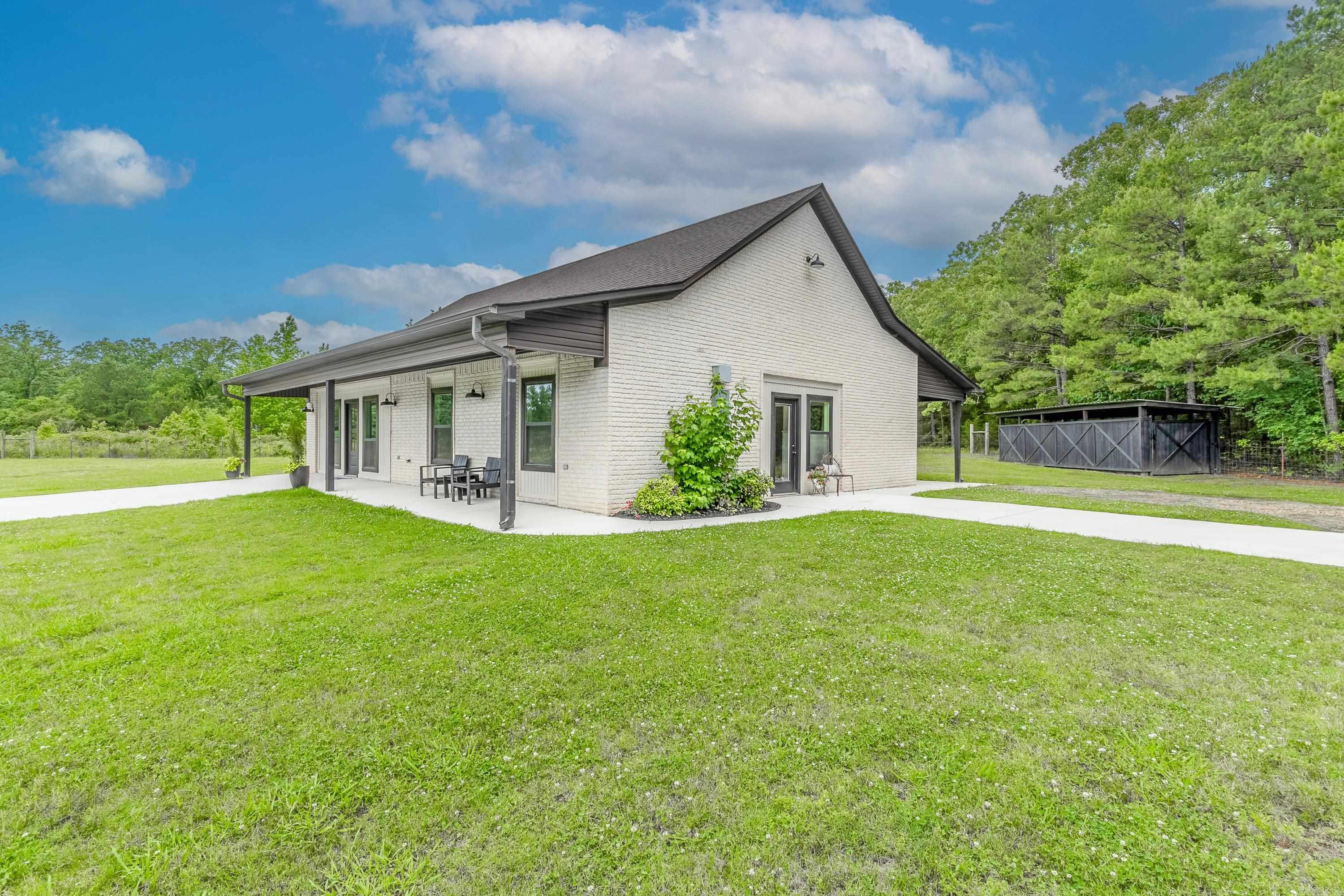 310 Round Mtn. Conway, AR 72034