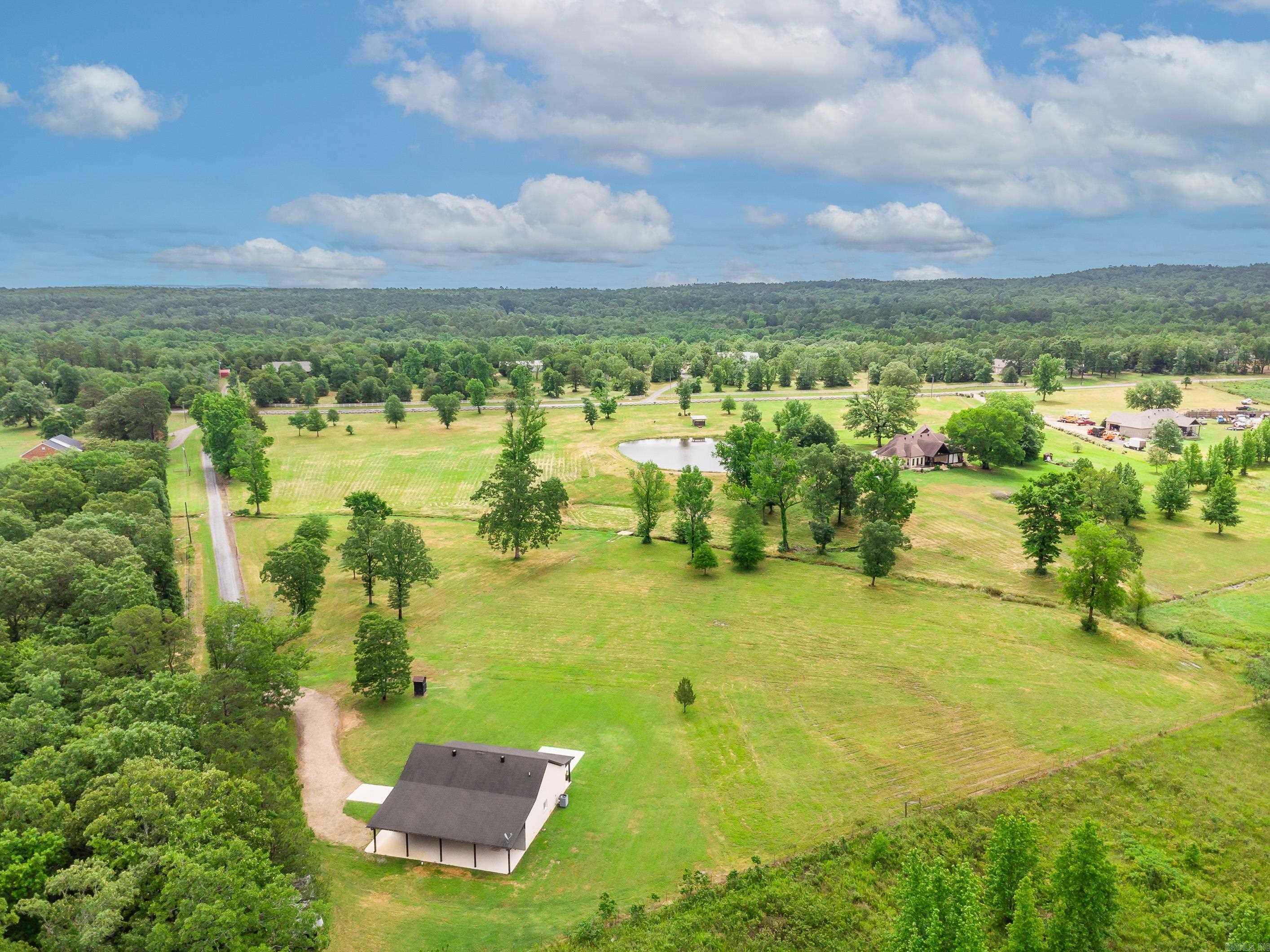 310 Round Mtn. Conway, AR 72034