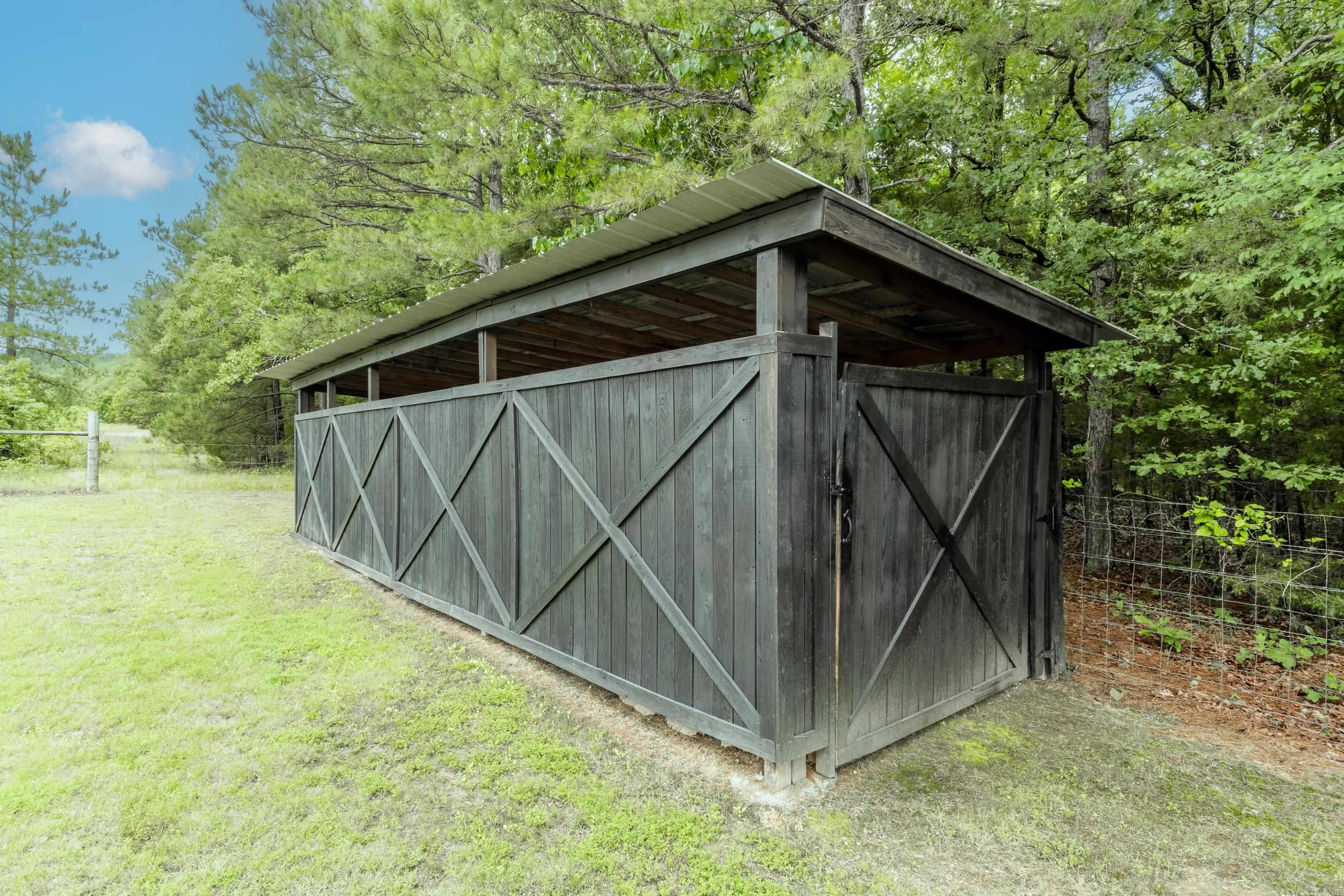 310 Round Mtn. Conway, AR 72034