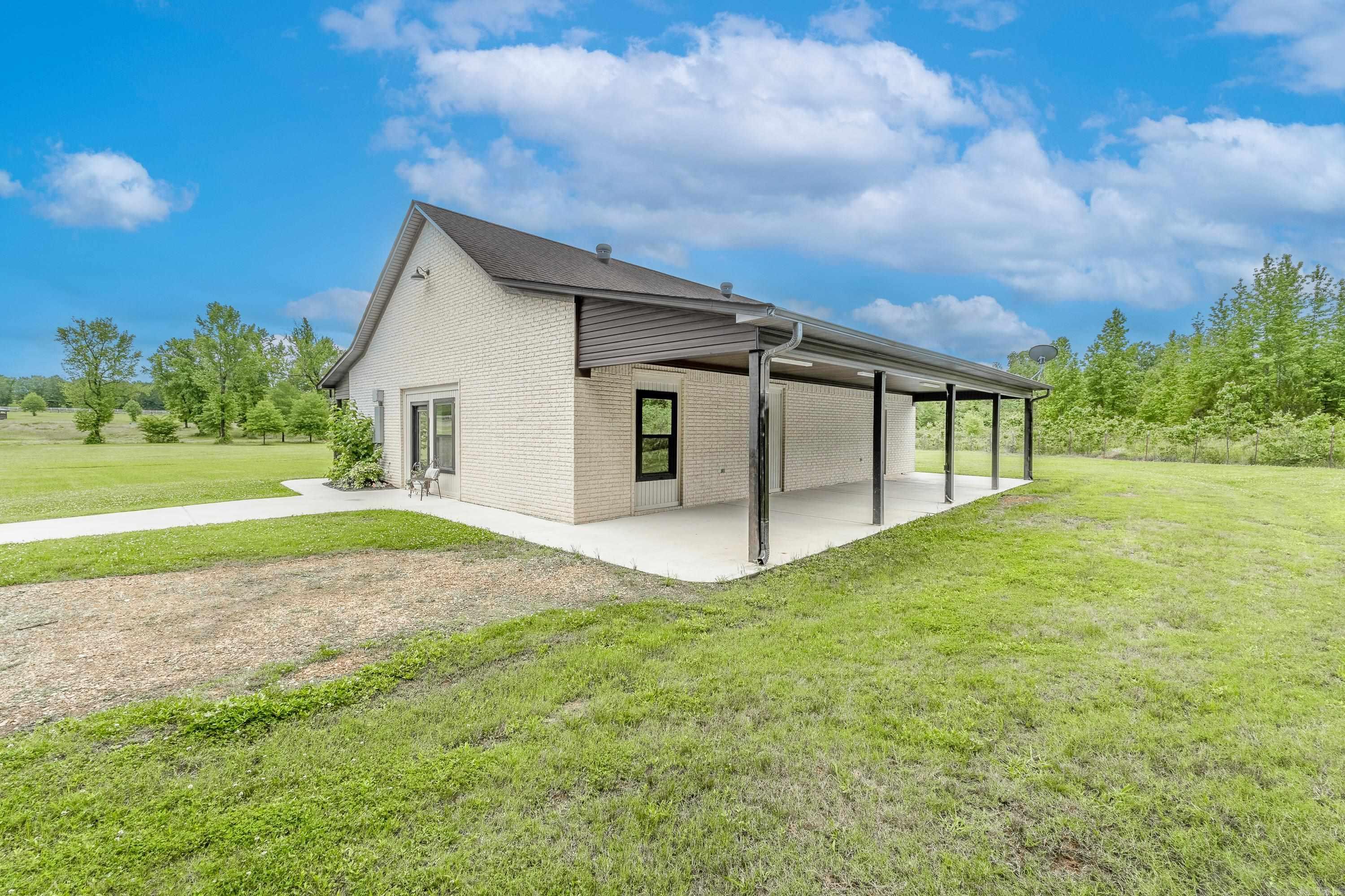 310 Round Mtn. Conway, AR 72034