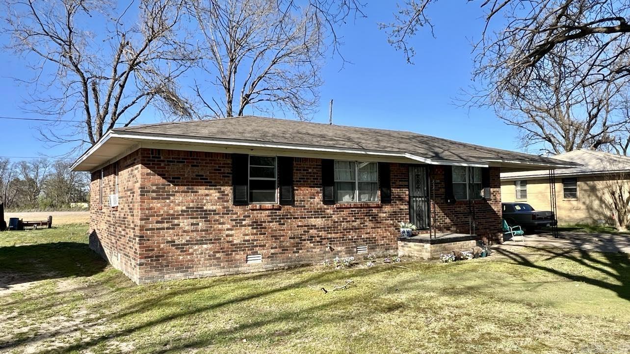 902  Sneed  Marked Tree, AR