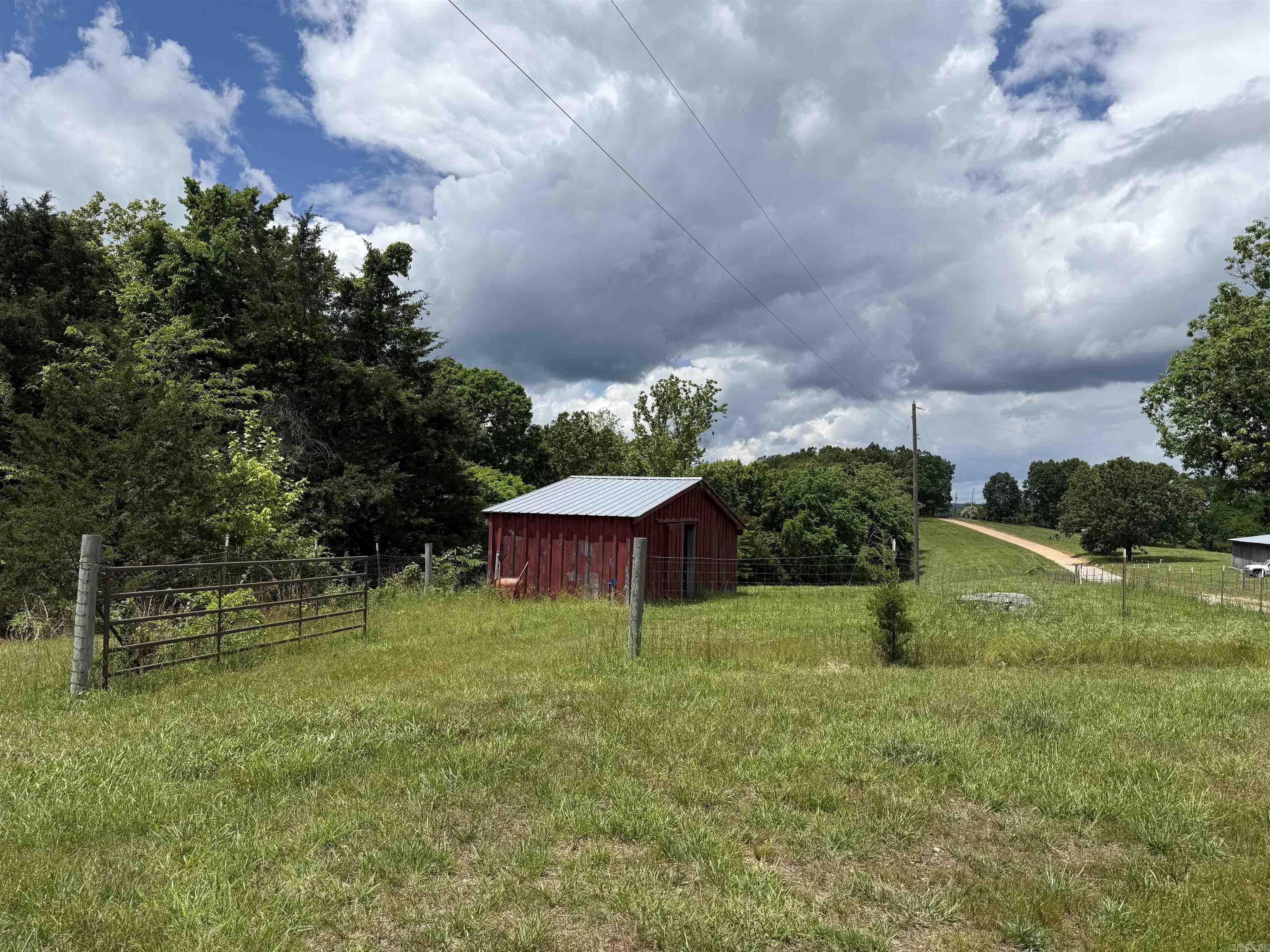 1366  Holmes  Mountain View, AR