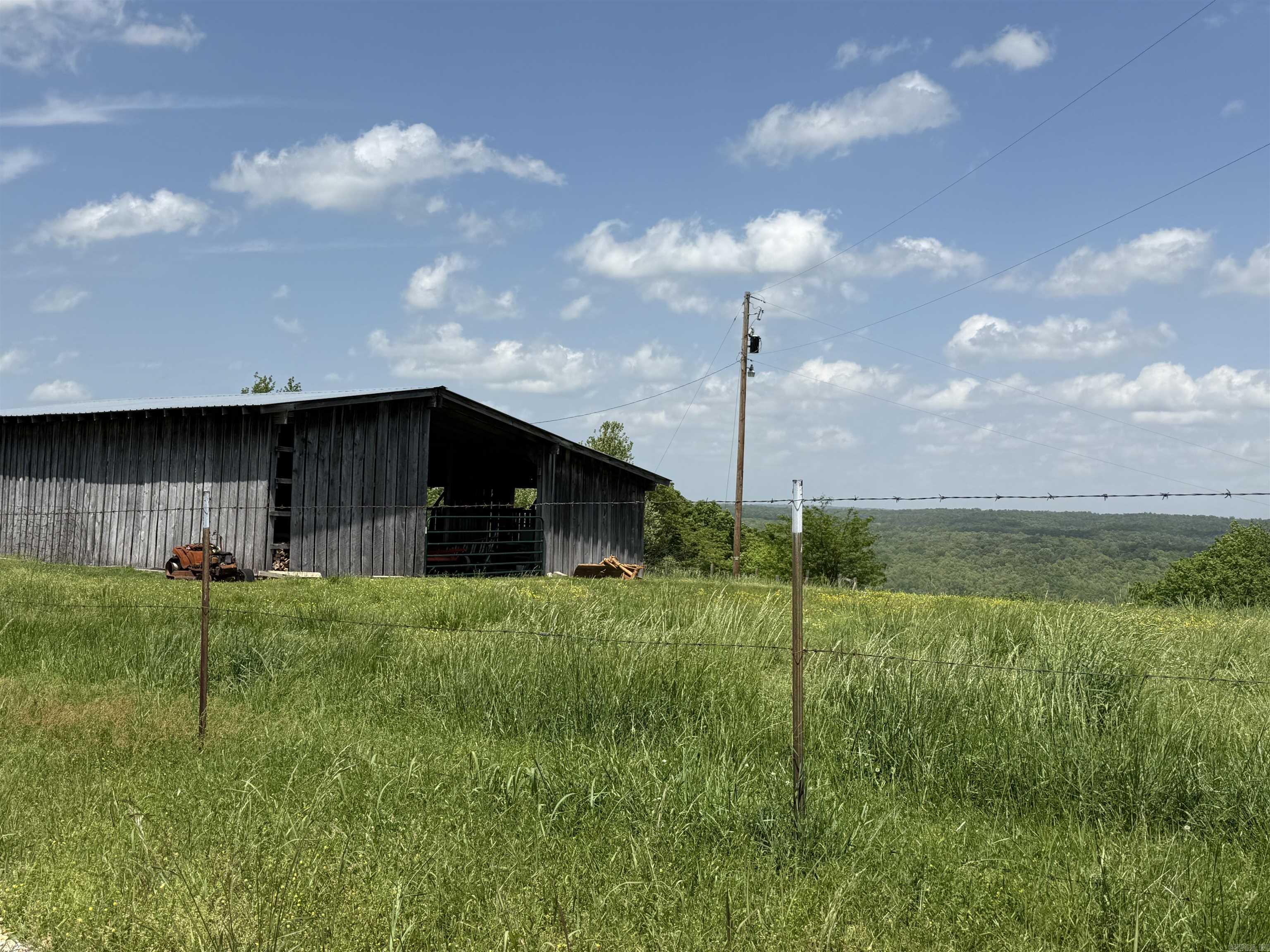 1366  Holmes  Mountain View, AR