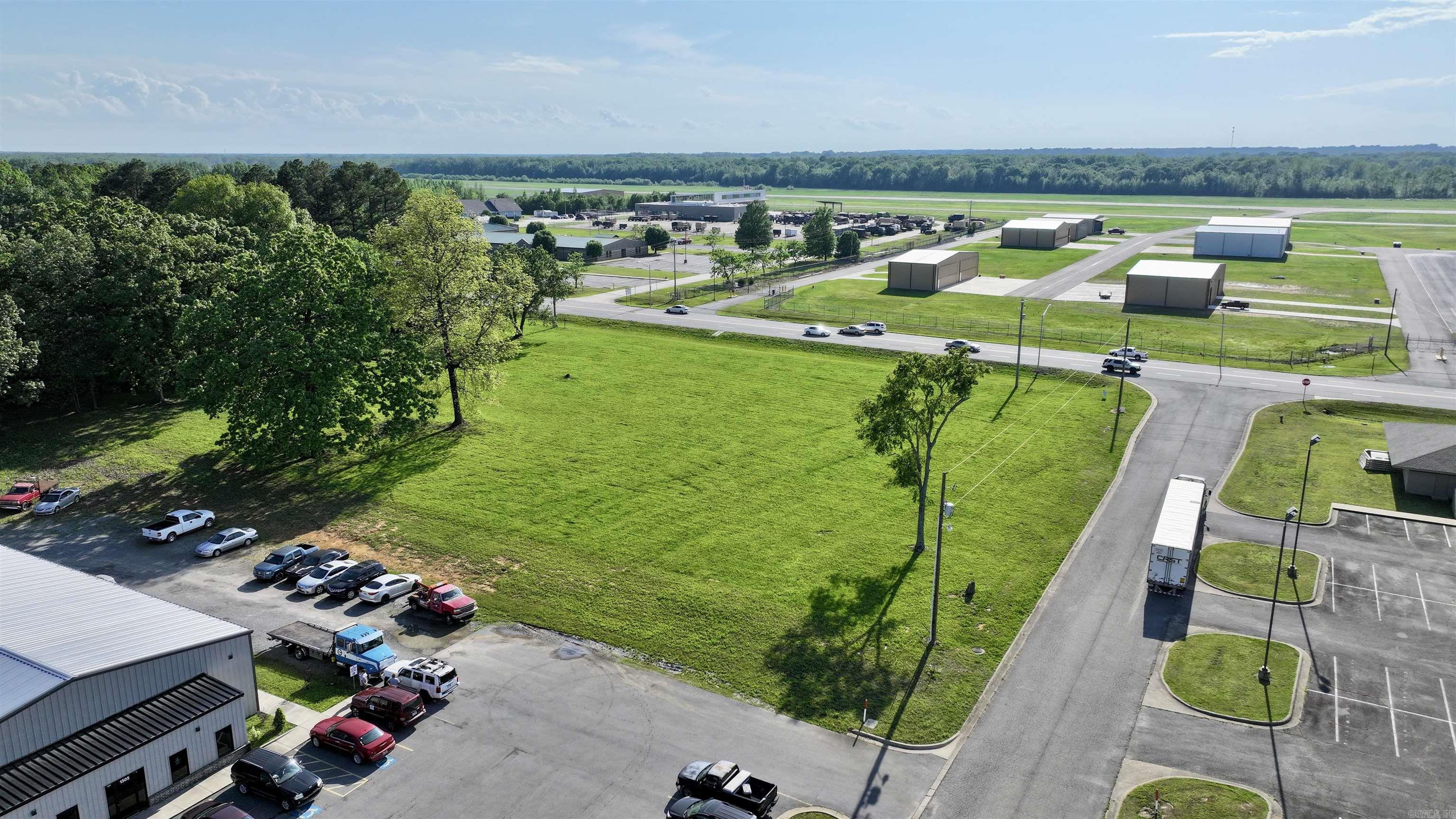 1601  Airport  Searcy, AR