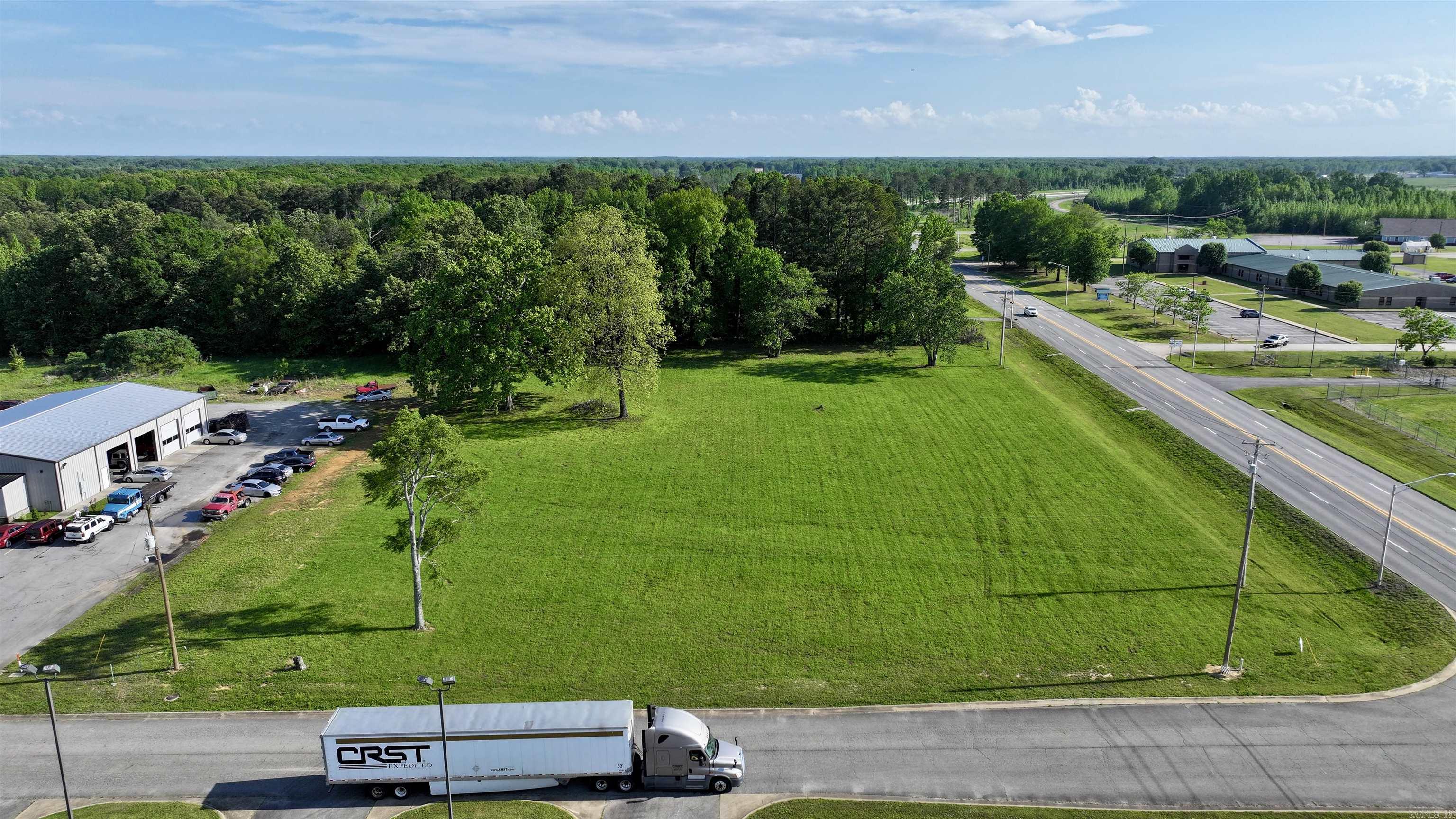 1601  Airport  Searcy, AR