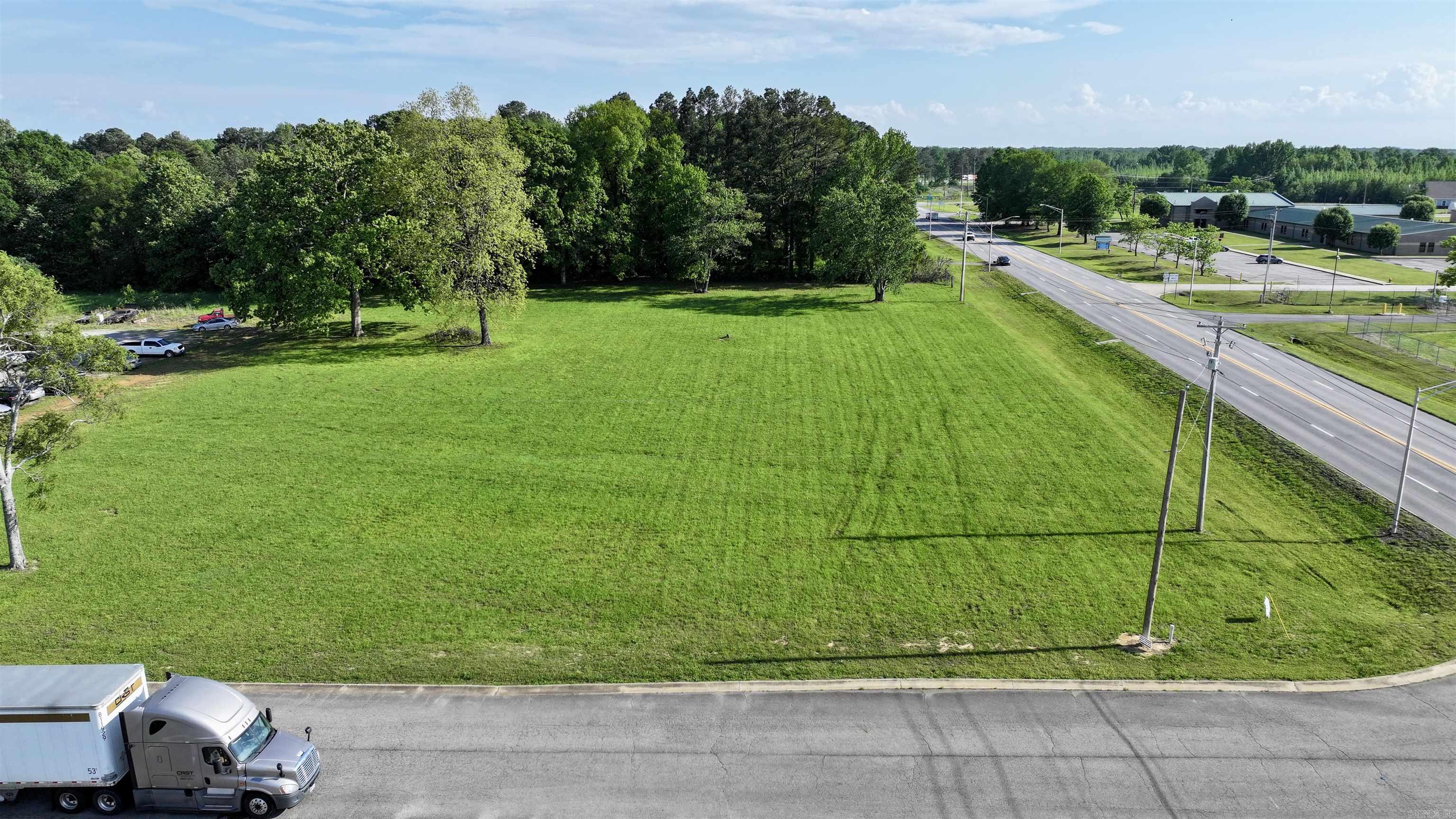 1601  Airport  Searcy, AR