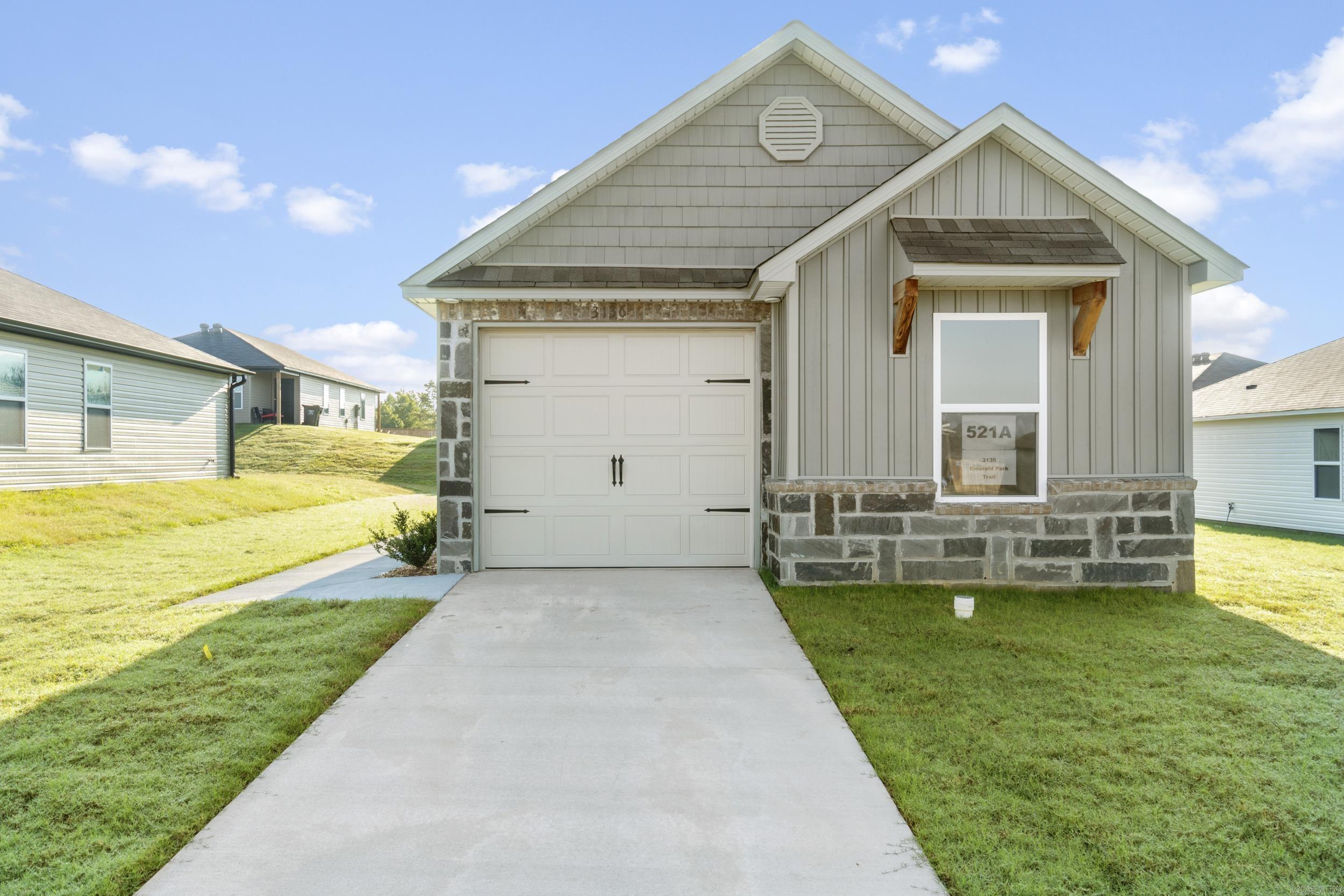 3136 Emerald Park Trail
