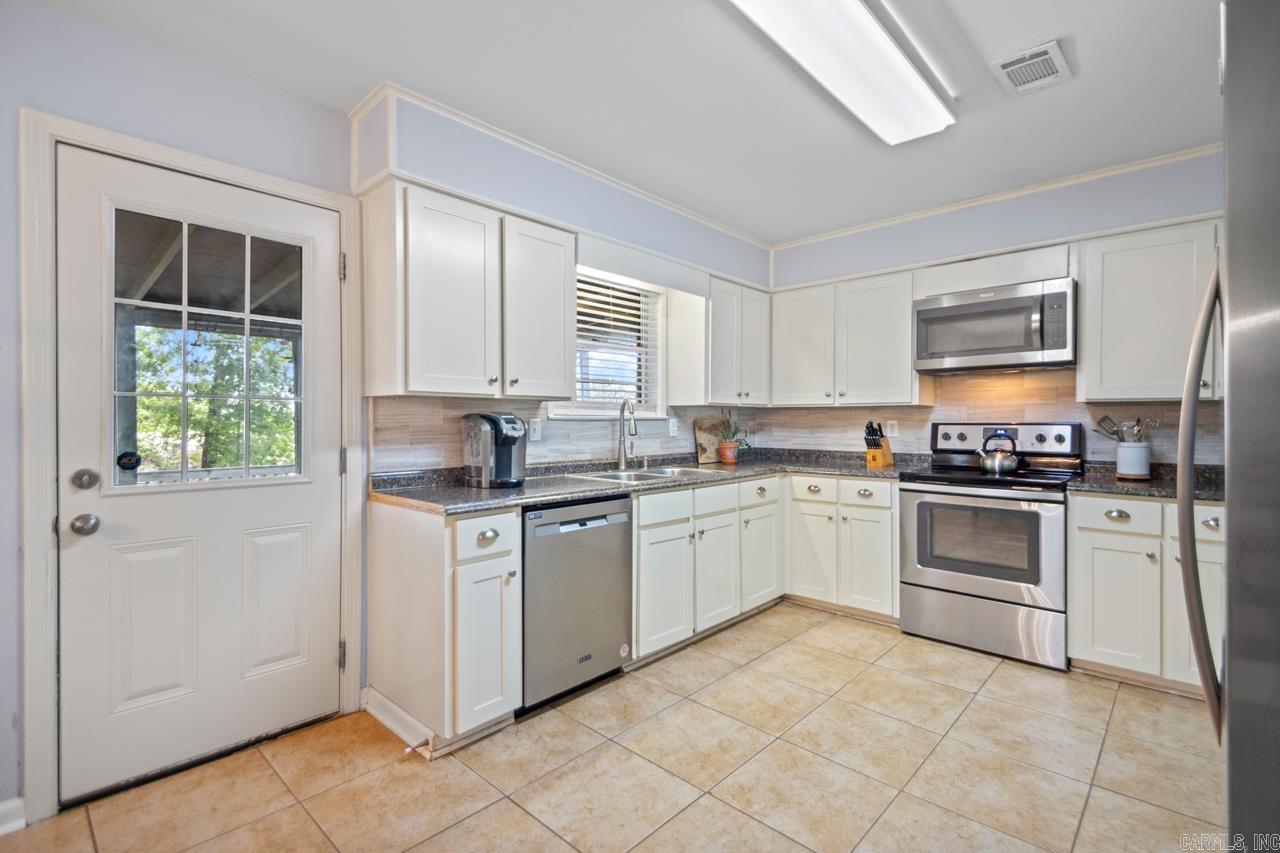 9540  Robin Ln  Sherwood, AR
