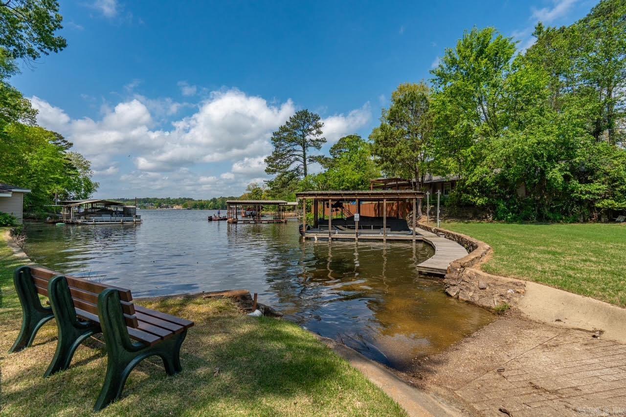 400 - E Bayshore  Hot Springs, AR