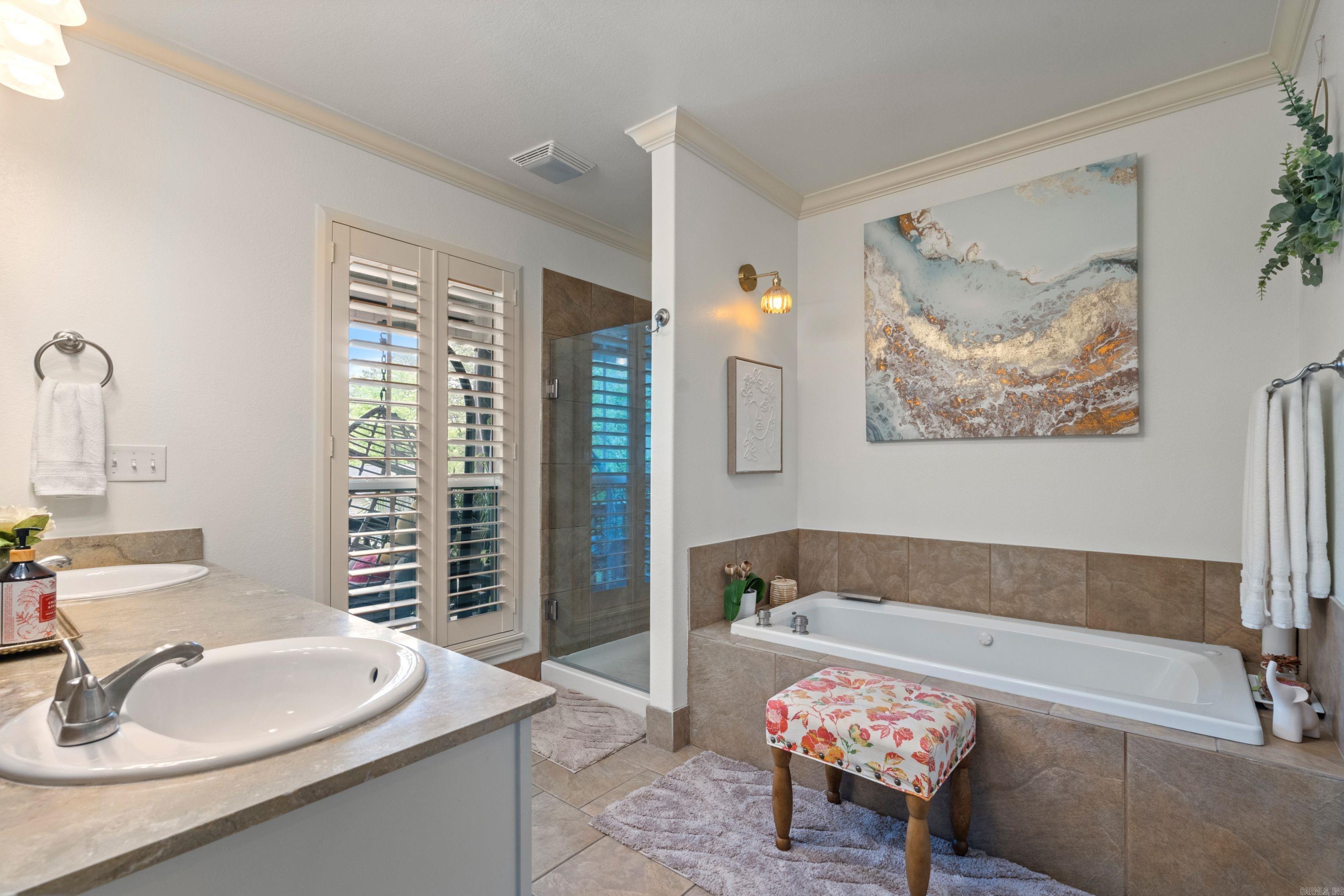 400 - E  Bayshore  Hot Springs, AR