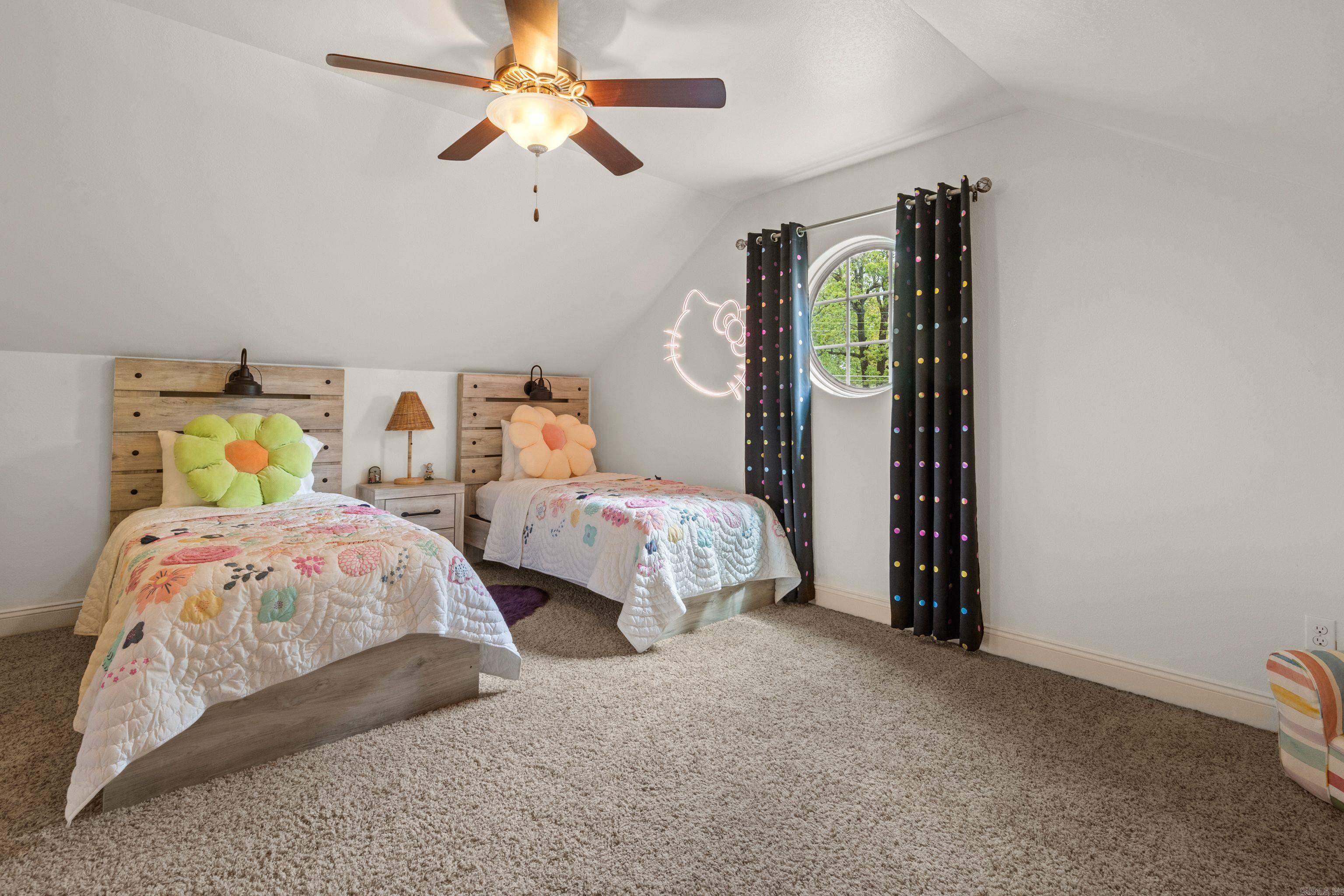 400 - E  Bayshore  Hot Springs, AR
