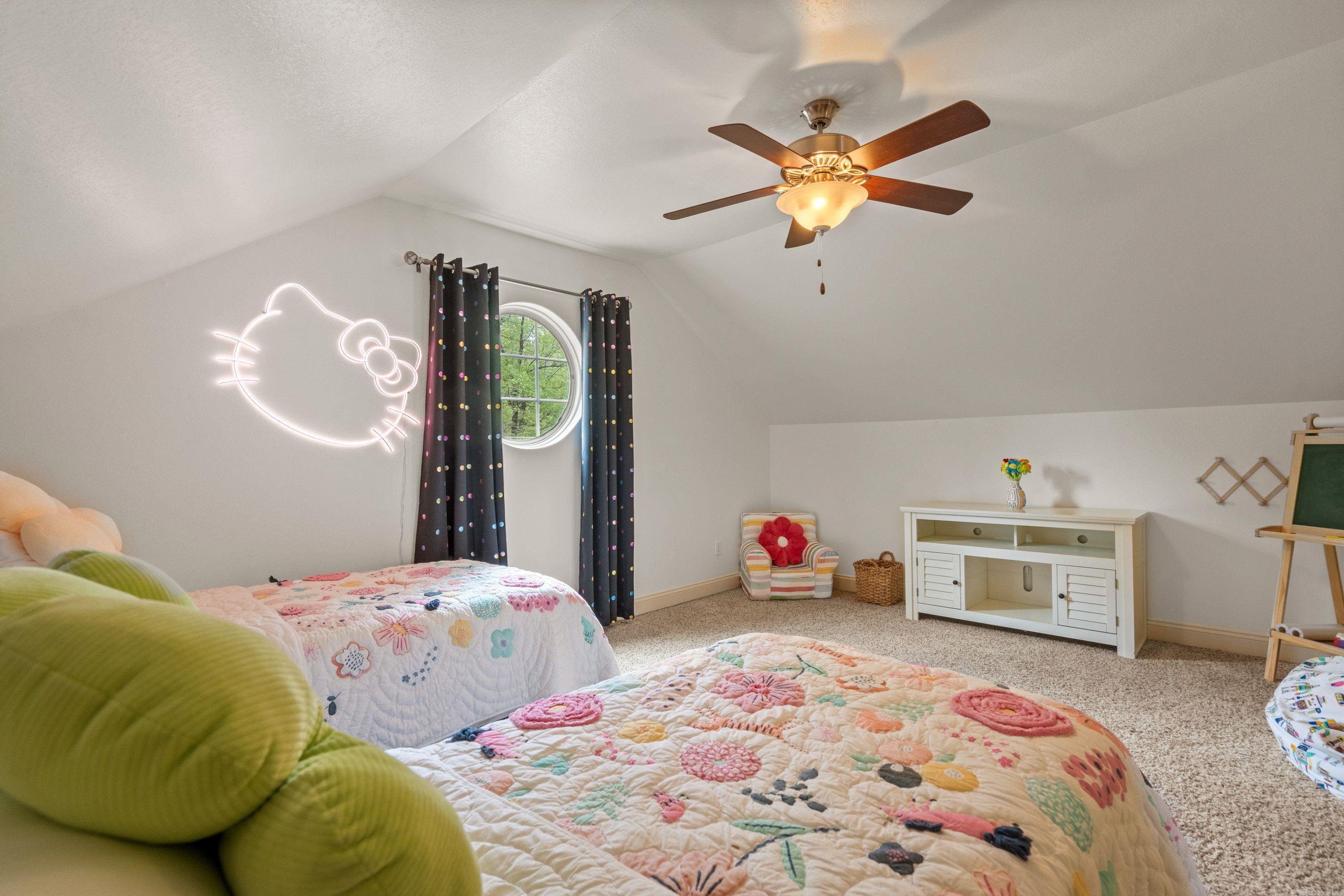 400 - E  Bayshore  Hot Springs, AR
