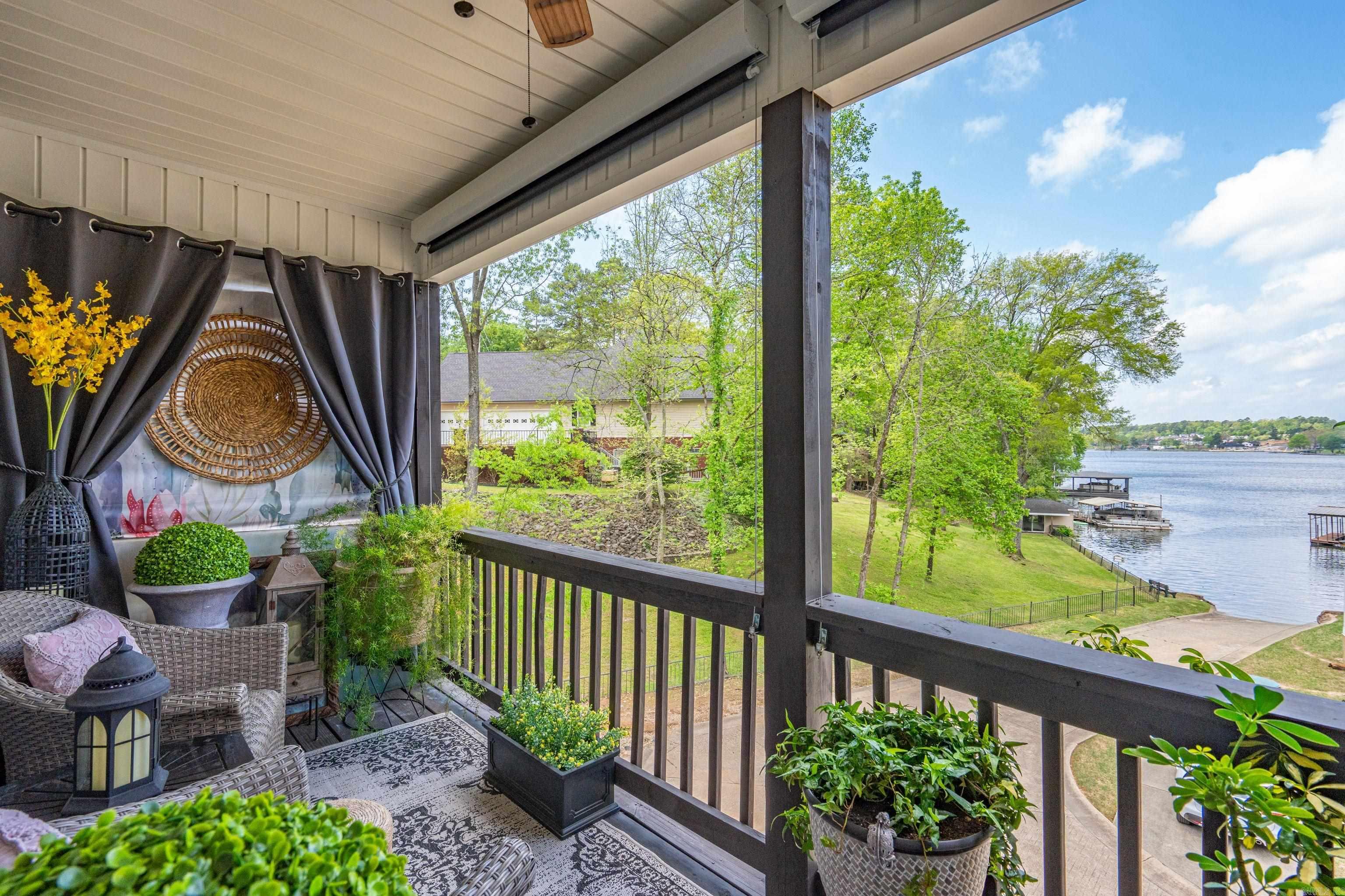 400 - E  Bayshore  Hot Springs, AR