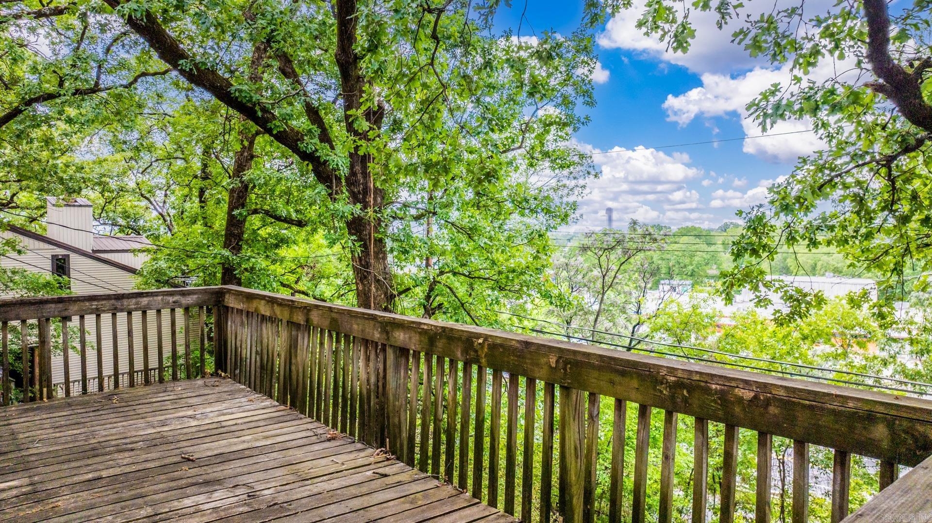 33  Cliffwood  North Little Rock, AR