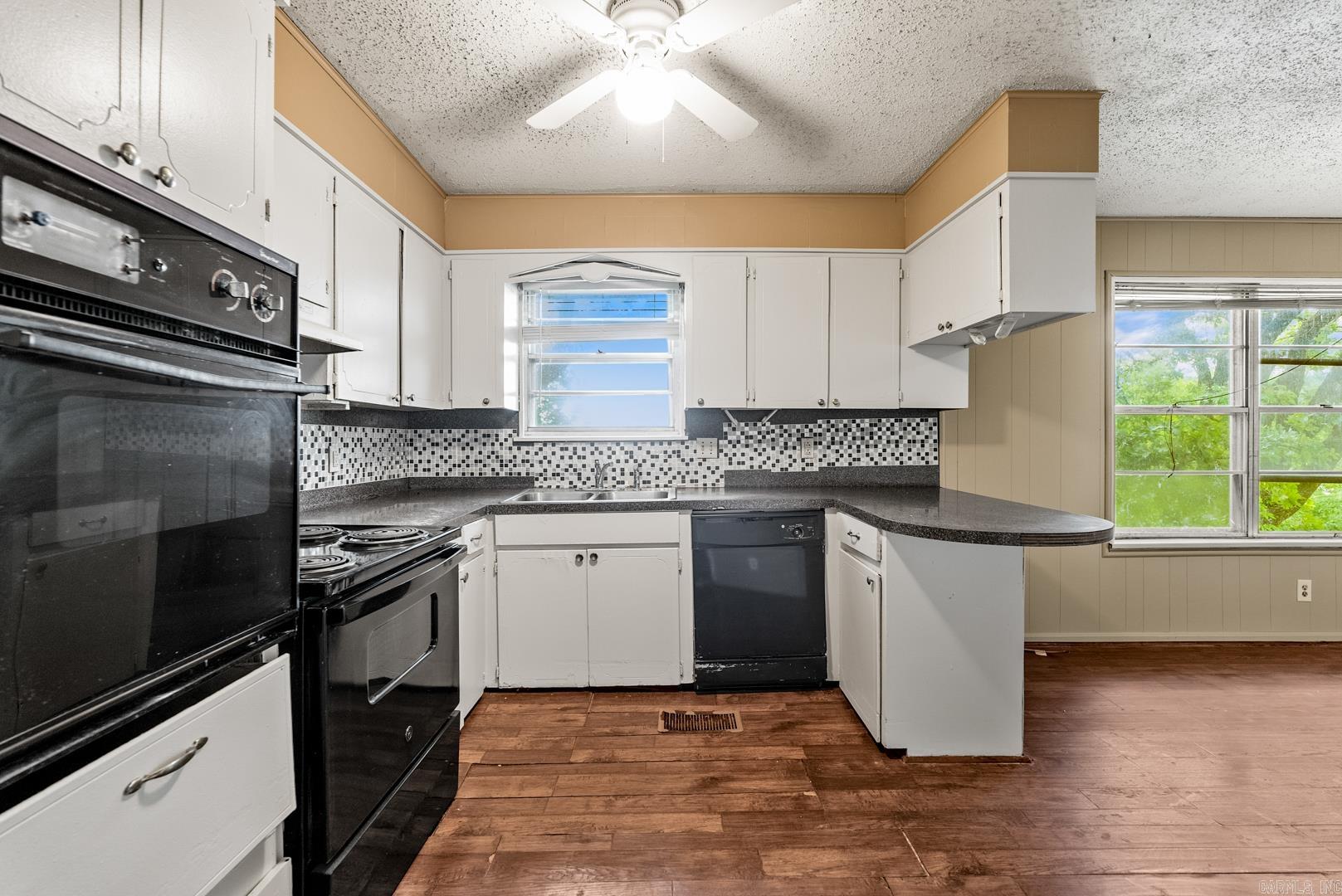 33  Cliffwood  North Little Rock, AR