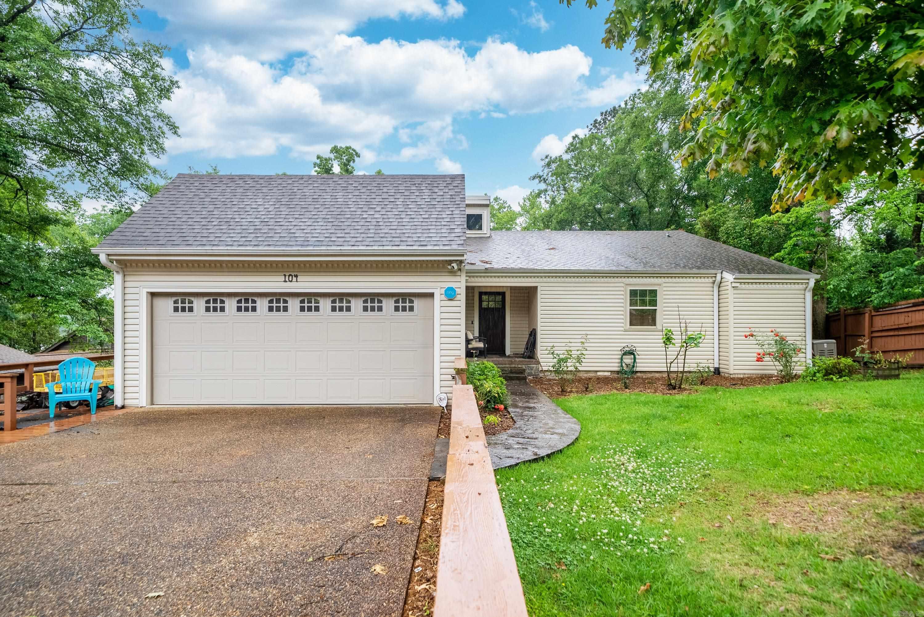 104  Silverwood  Hot Springs, AR