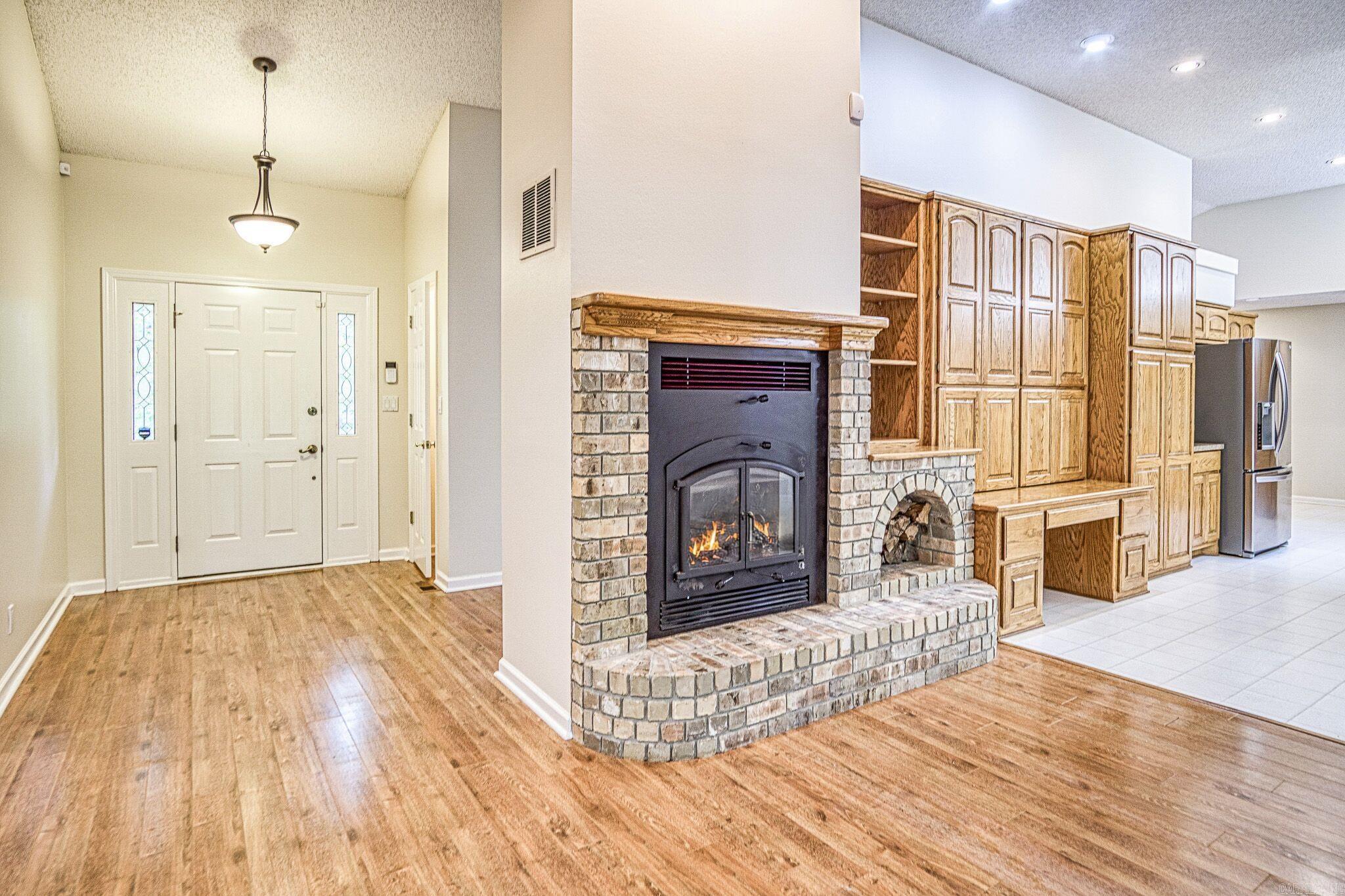 23  Villacarriedo Dr.  Hot Springs Village, AR