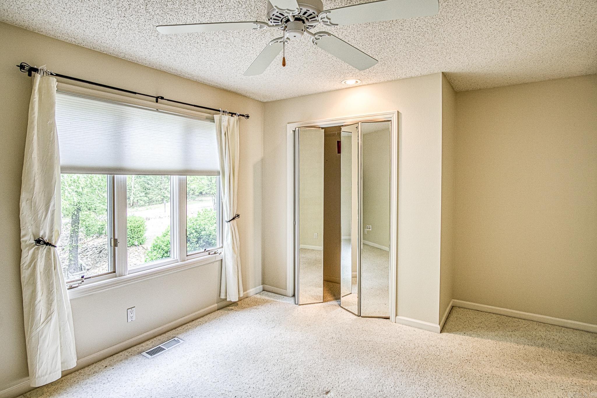 23  Villacarriedo Dr.  Hot Springs Village, AR