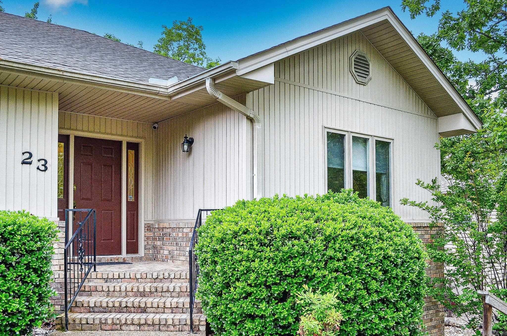 23  Villacarriedo Dr.  Hot Springs Village, AR