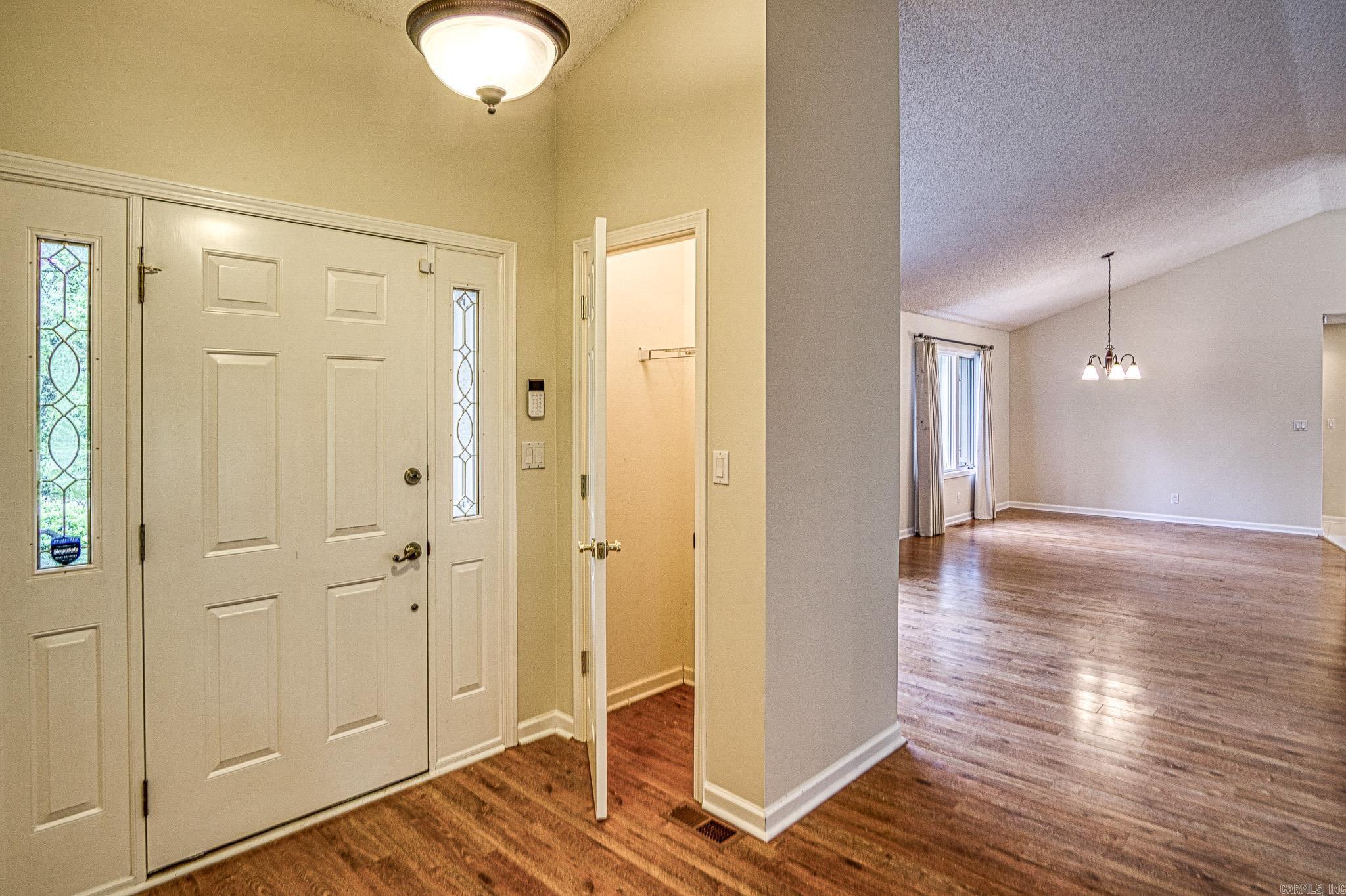 23  Villacarriedo Dr.  Hot Springs Village, AR