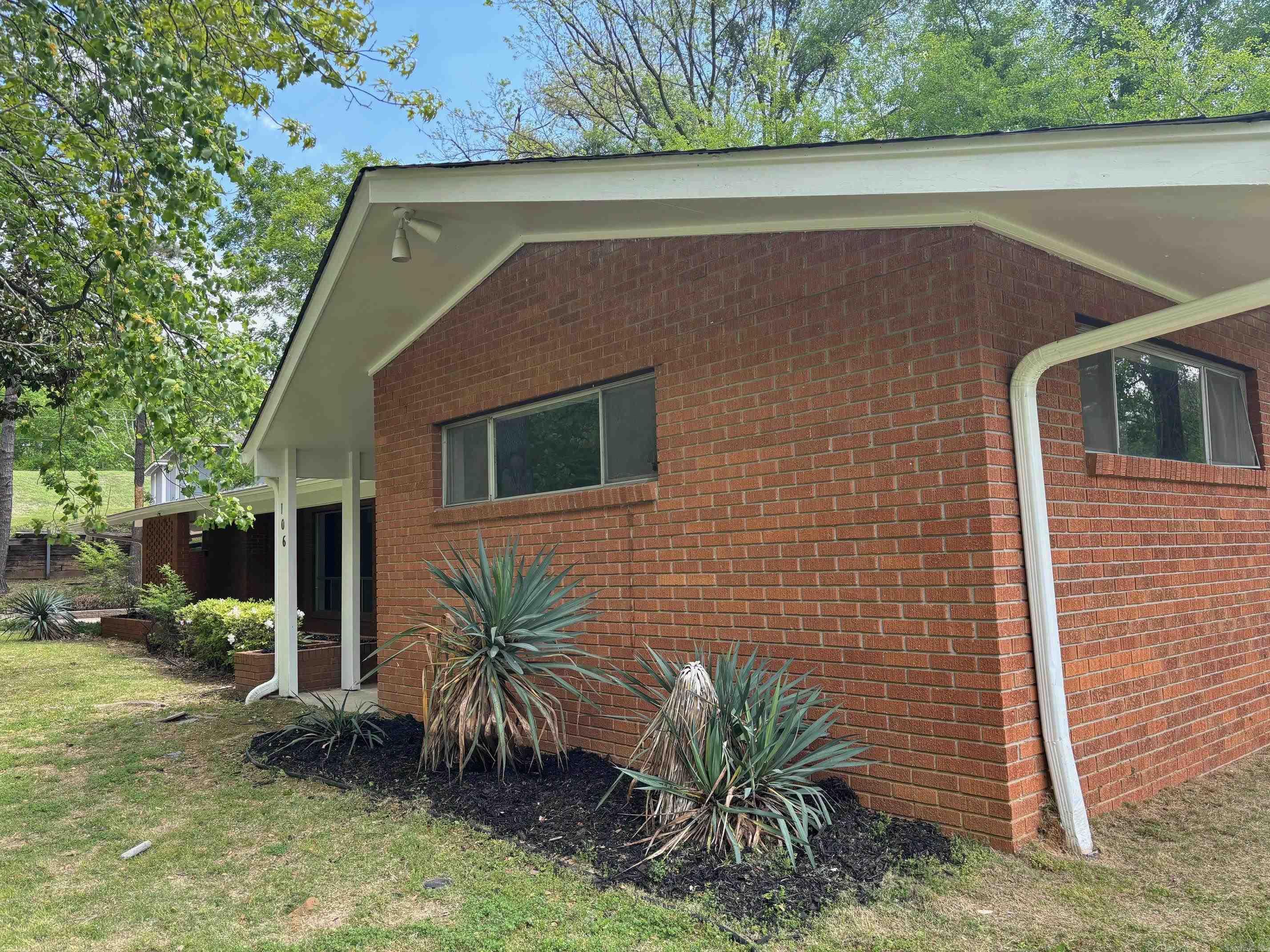 106  Canna Pl  Helena, AR