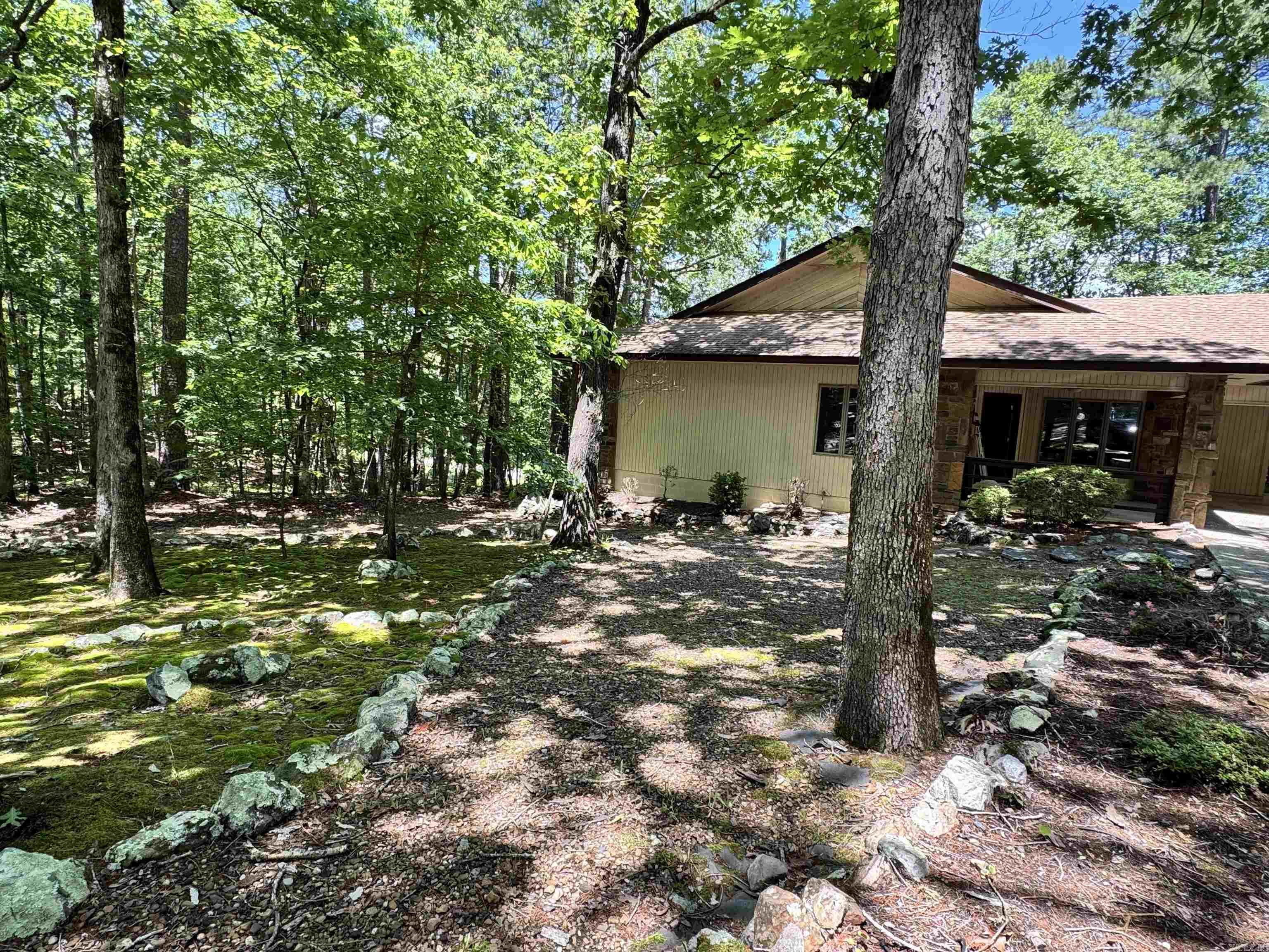 50  Monovar  Hot Springs Village, AR