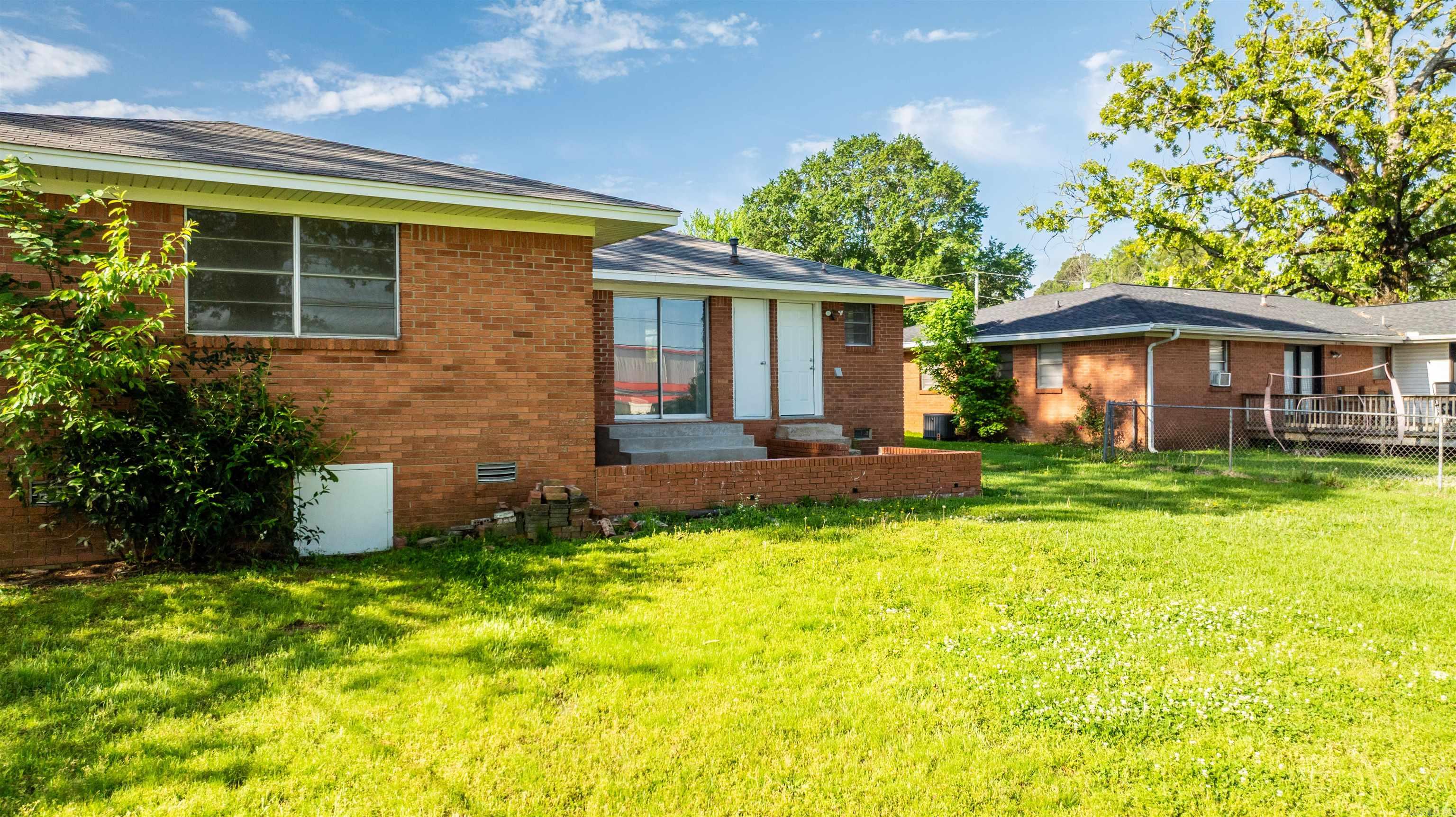 12  Lillie  Cabot, AR