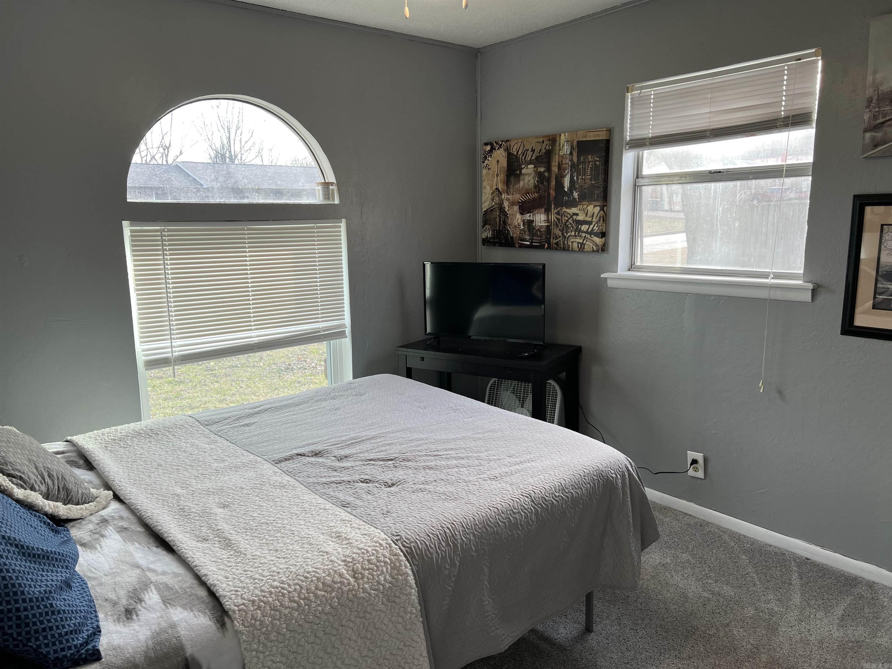 903  Hester  Harrison, AR