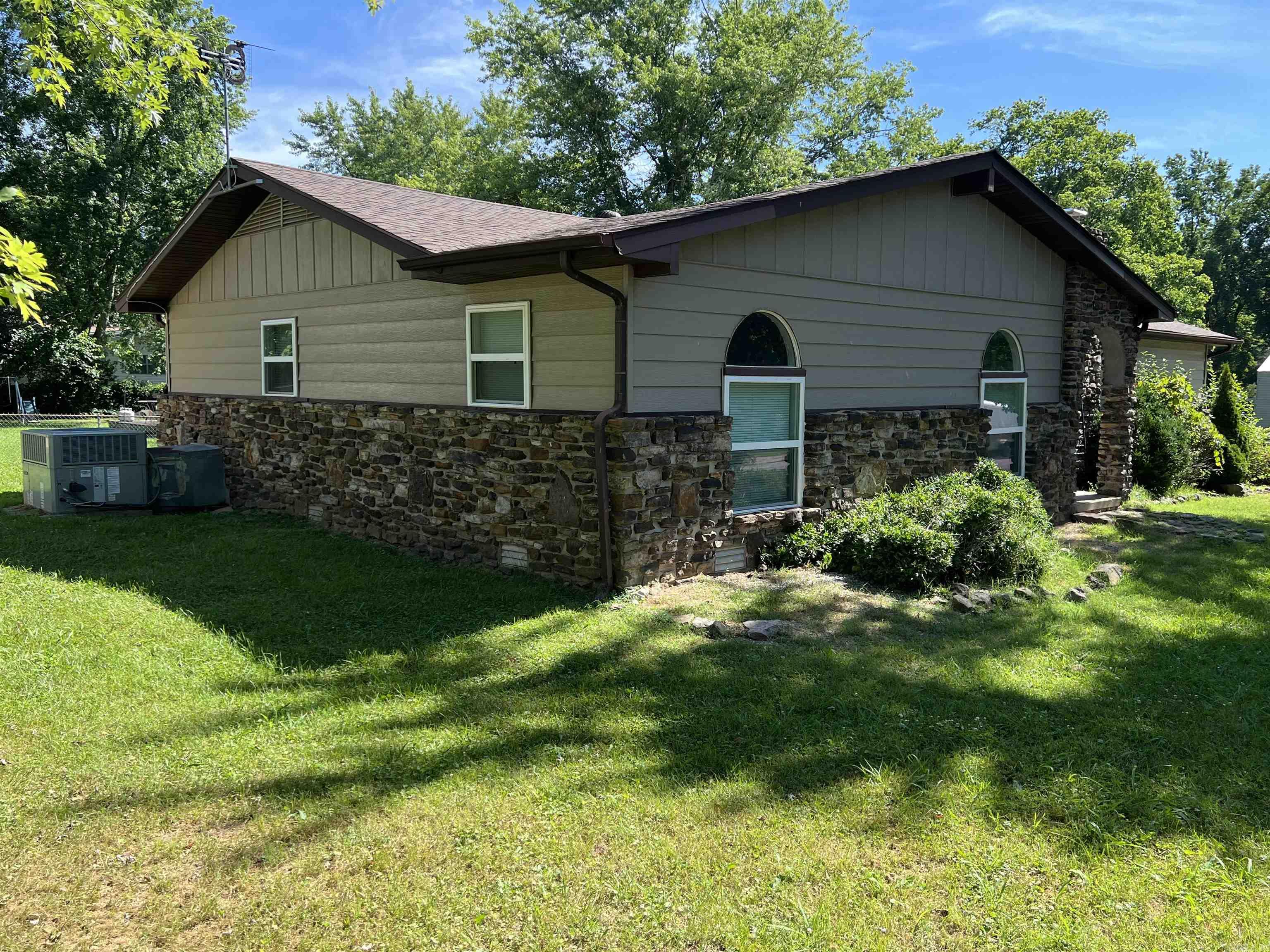 903 Hester  Harrison, AR