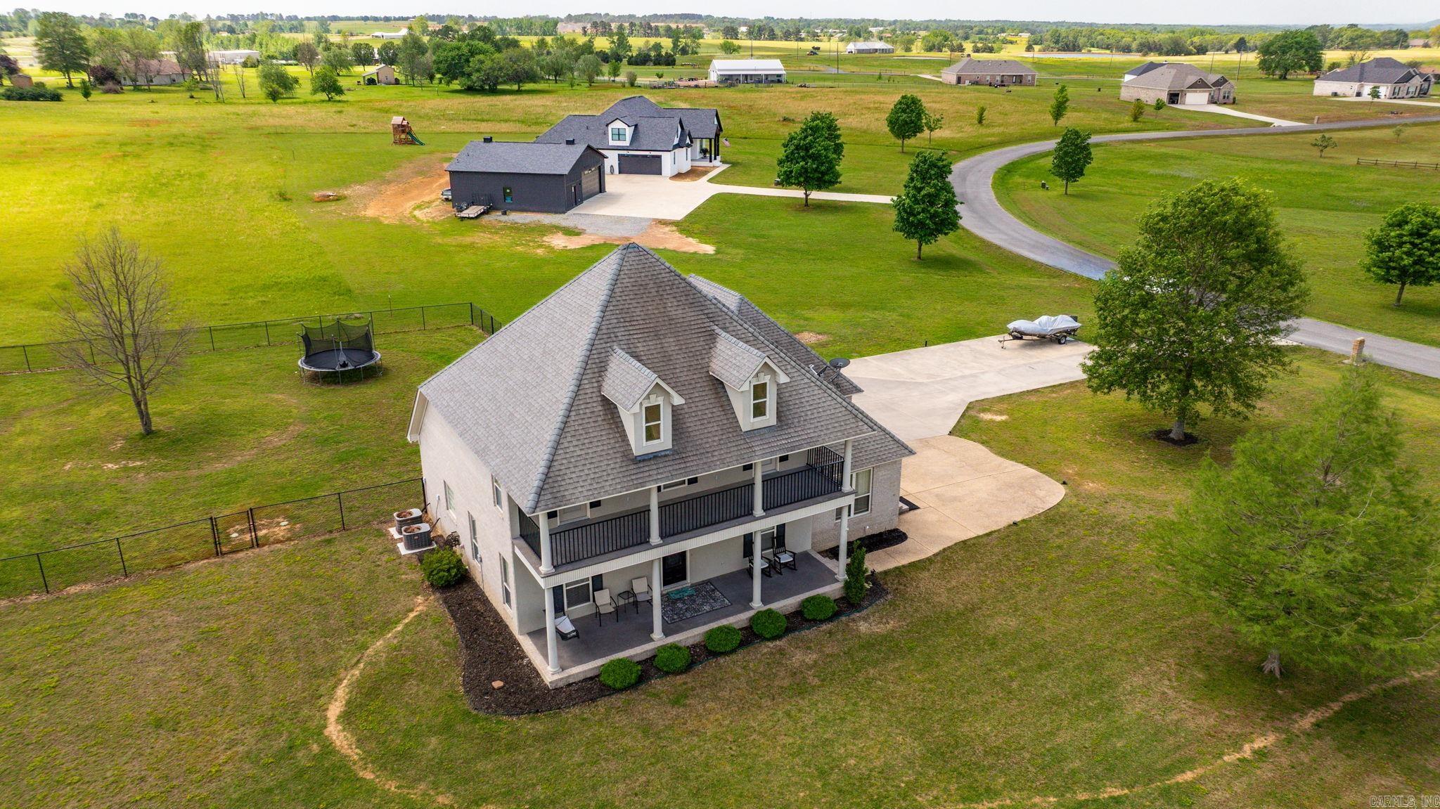 73  Win Meadow Lane  Greenbrier, AR