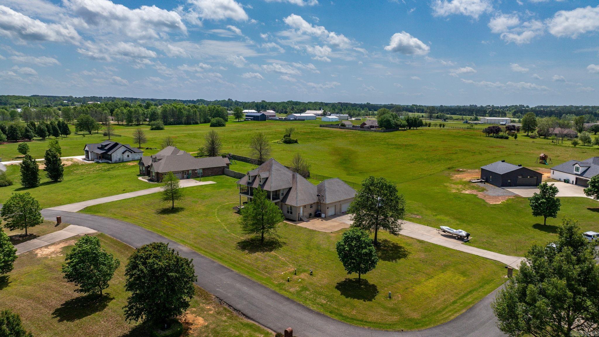 73  Win Meadow Lane  Greenbrier, AR