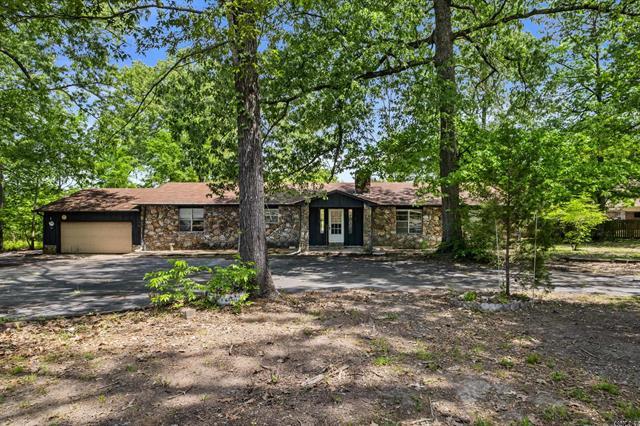 3025  Razorback  Benton, AR