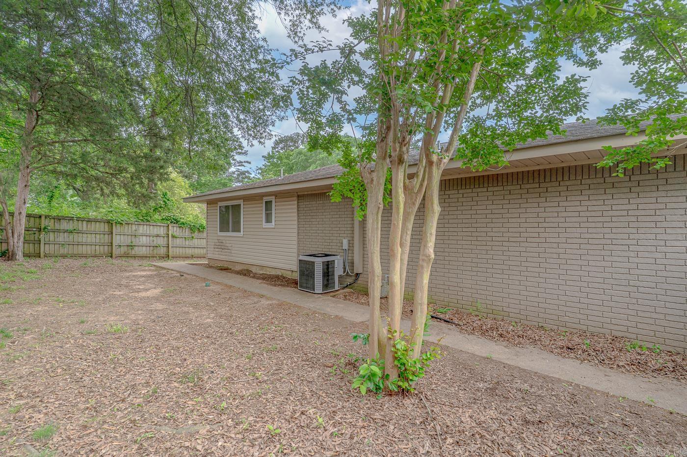 1321 W Front  Heber Springs, AR
