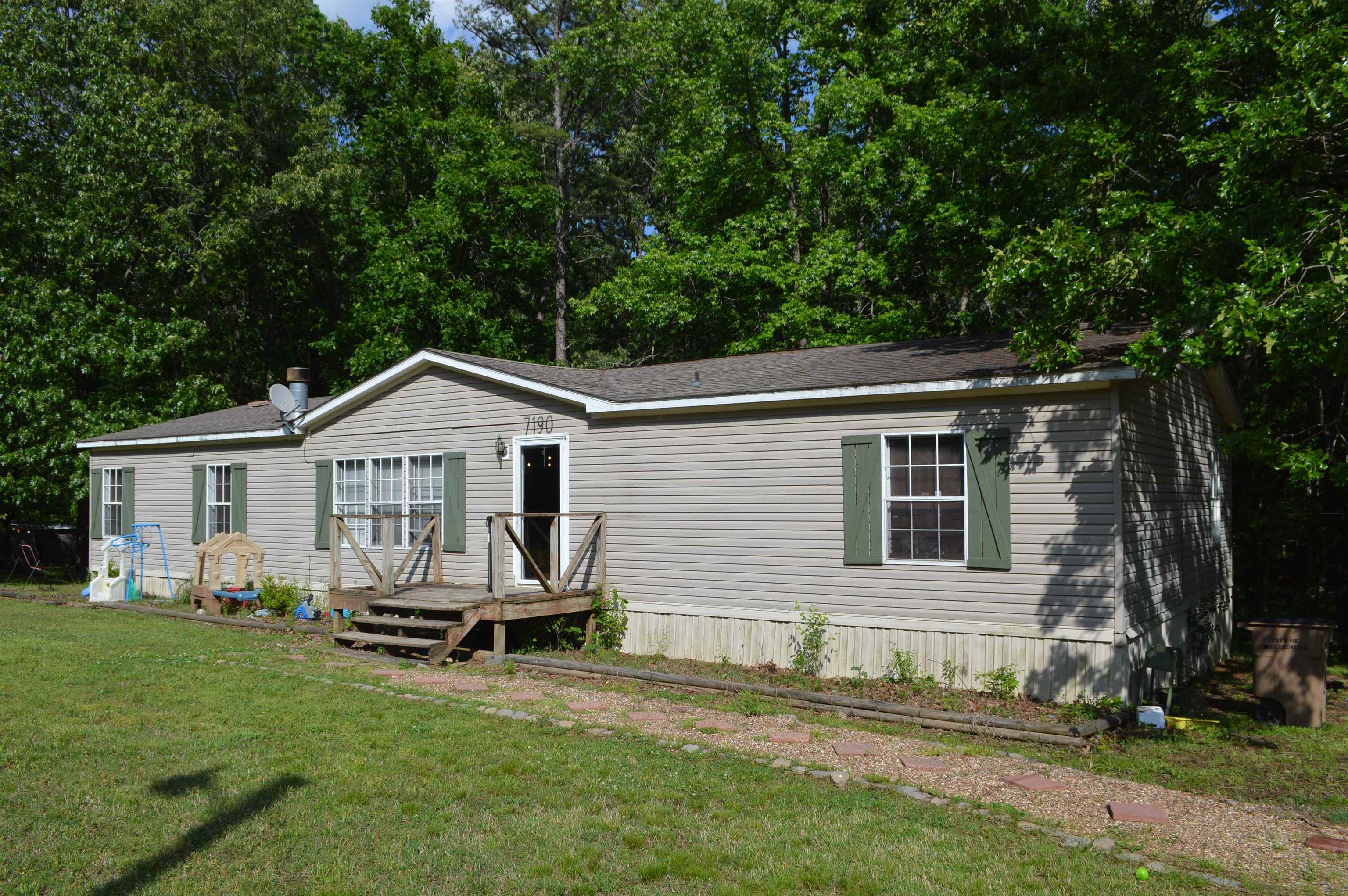7190 Old Military  Harrisburg, AR