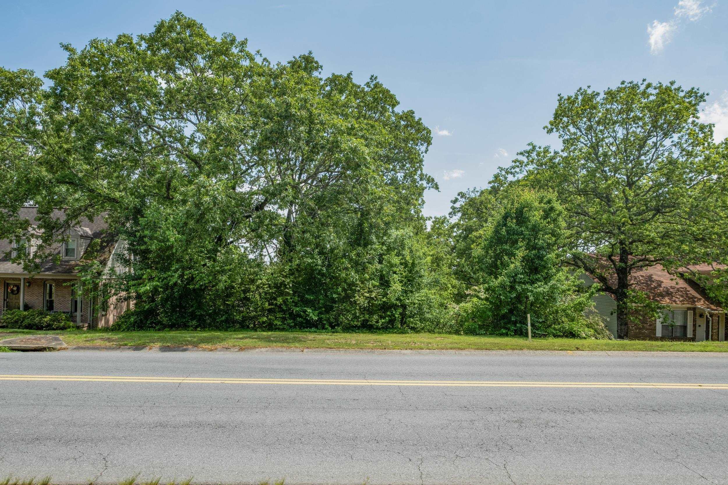 5804 N Hills Blvd  North Little Rock, AR