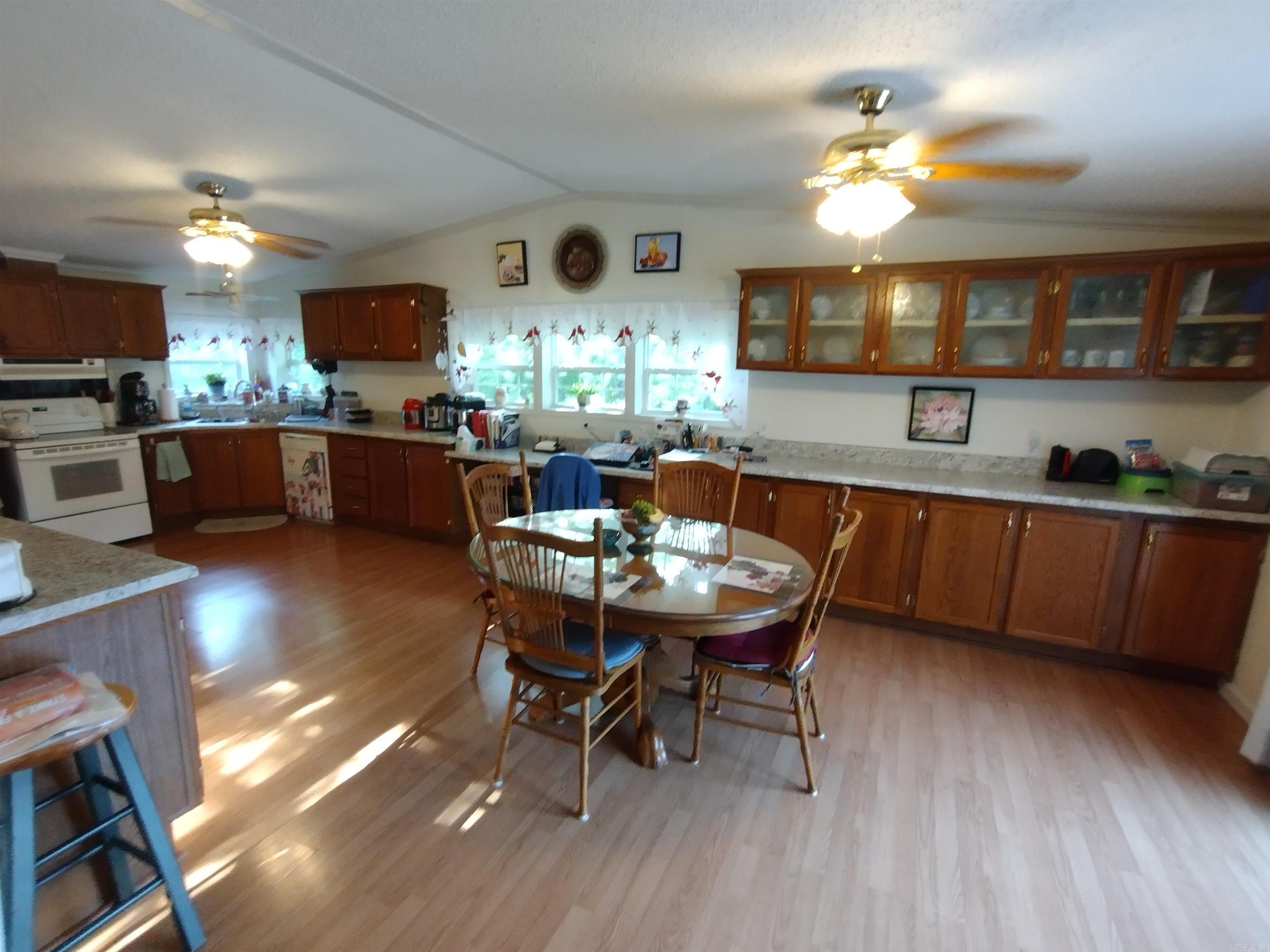 227  Lord LN  Mountain View, AR