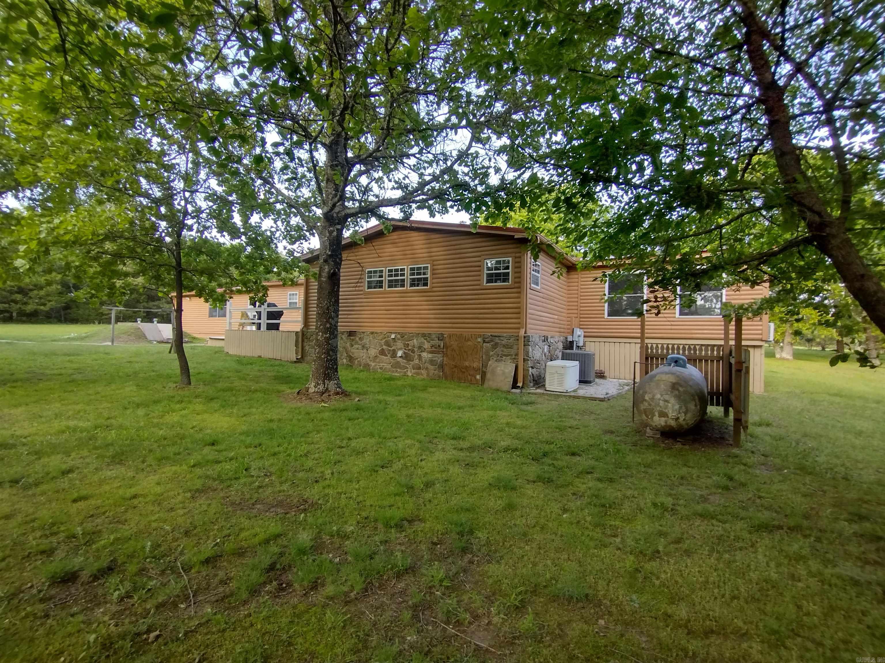 227  Lord LN  Mountain View, AR