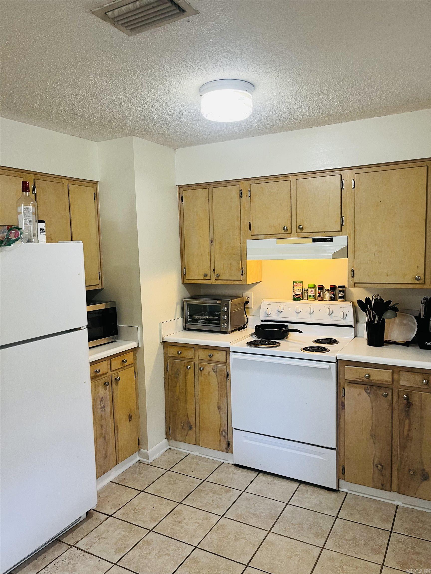 407  Elm  Monticello, AR