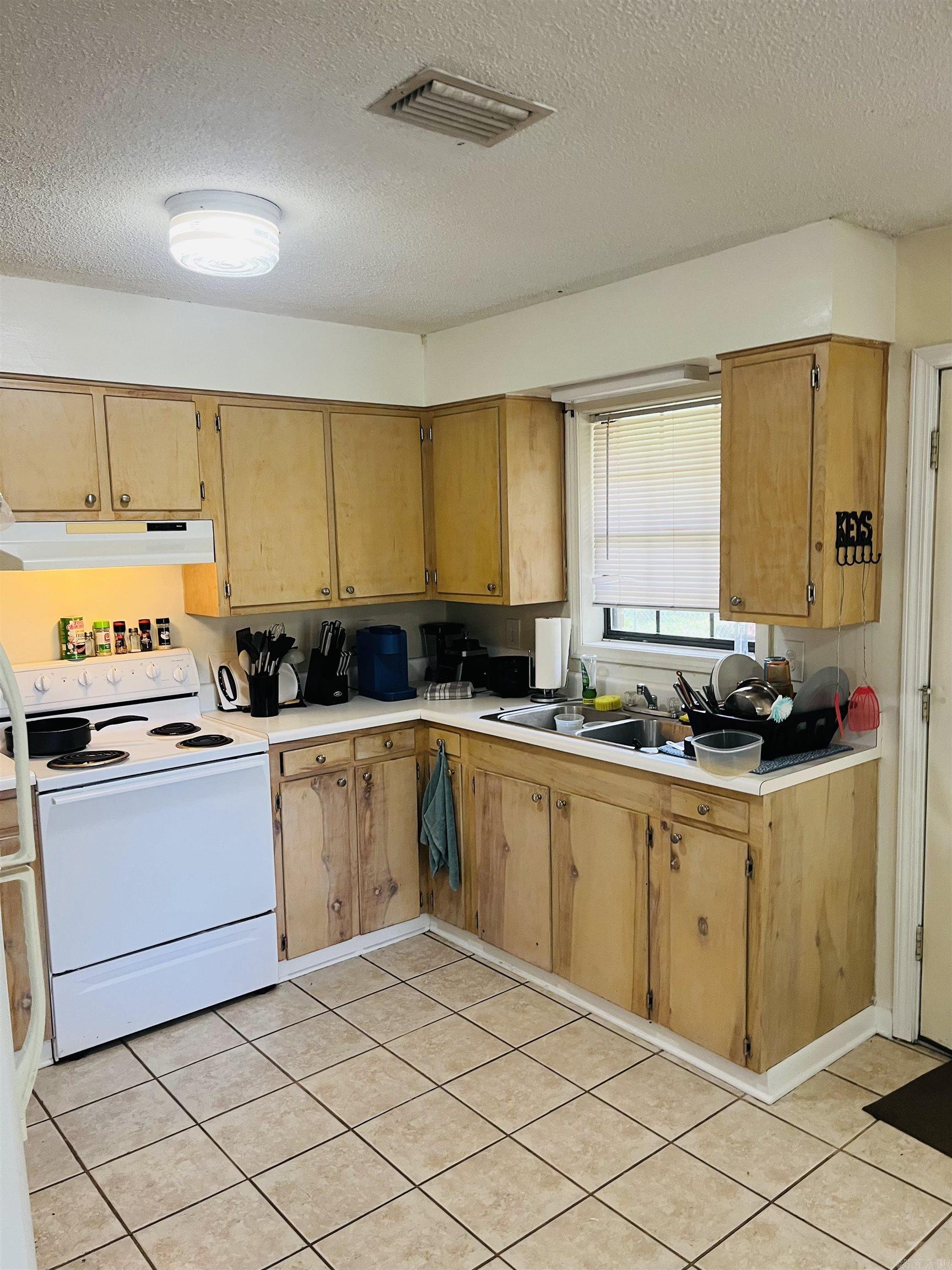 407  Elm  Monticello, AR